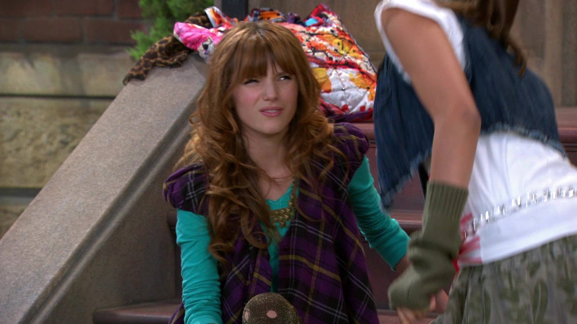 Shake_It_Up_S01E07_1080p_BTD_000600.jpg Shake_It_Up_S01E07_1080p_BTD_000600.jpg