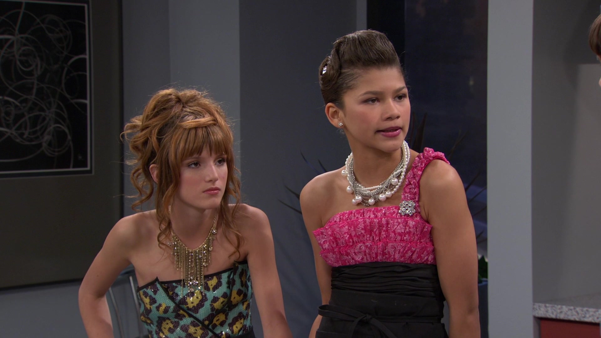 Shake_It_Up_S01E07_1080p_BTD_001664.jpg Shake_It_Up_S01E07_1080p_BTD_001664.jpg
