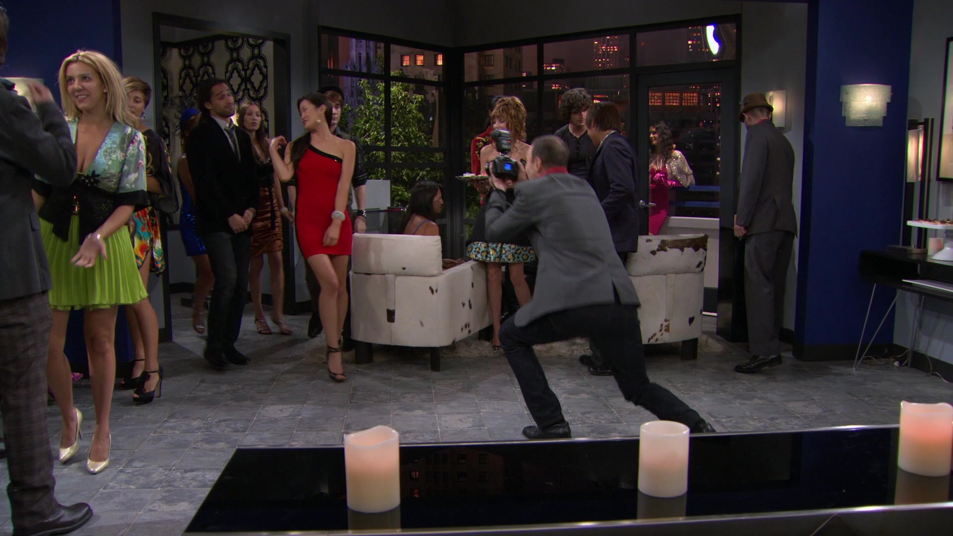 Shake_It_Up_S01E07_1080p_BTD_002015.jpg