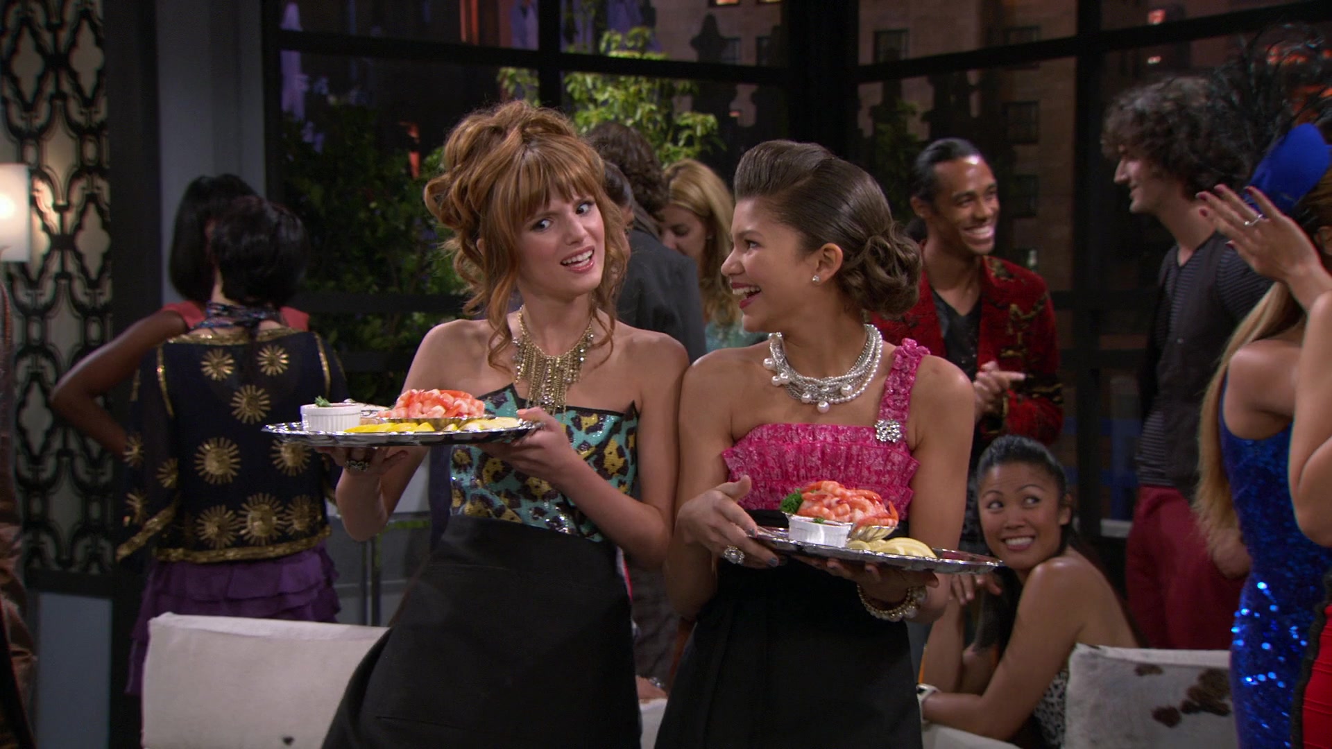 Shake_It_Up_S01E07_1080p_BTD_002094.jpg