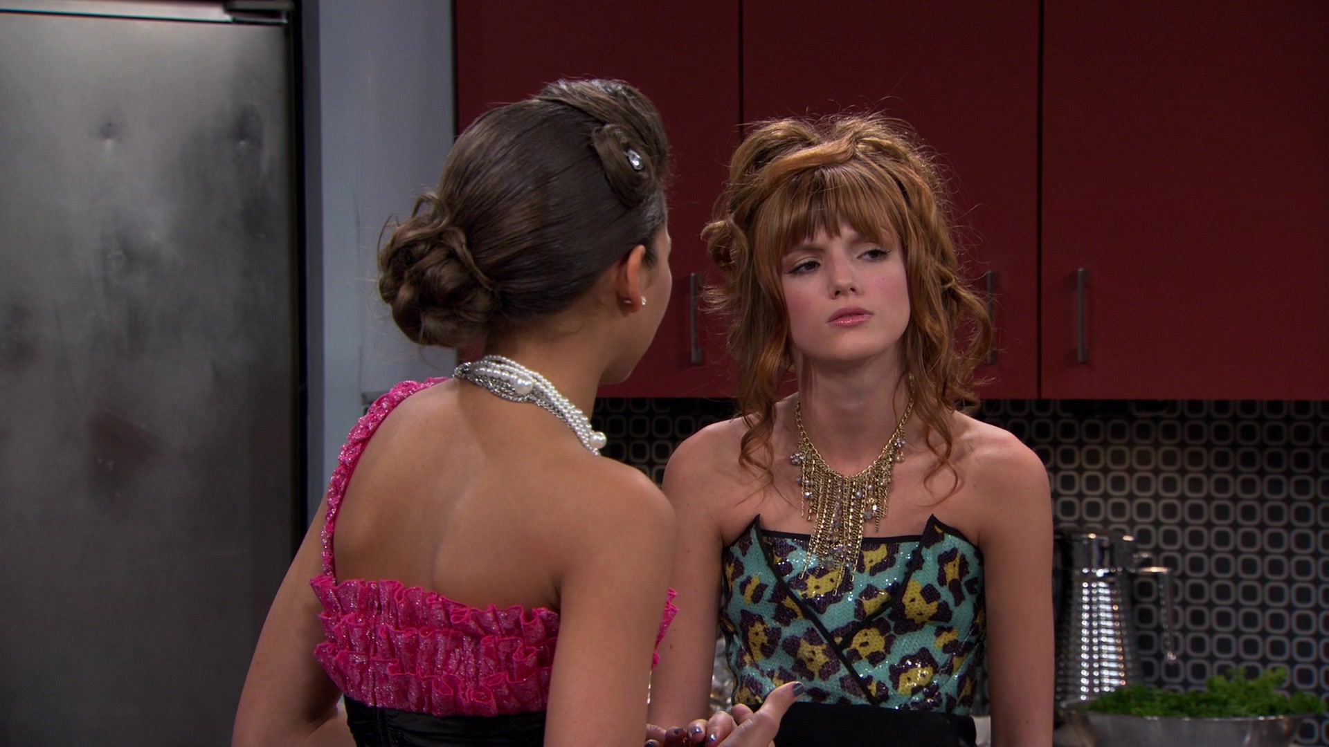 Shake_It_Up_S01E07_1080p_BTD_002444.jpg Shake_It_Up_S01E07_1080p_BTD_002444.jpg