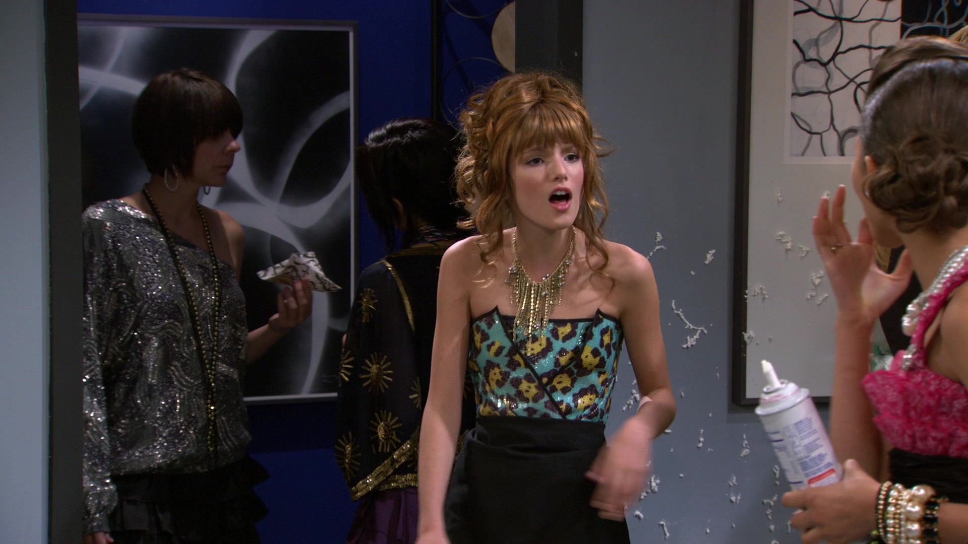 Shake_It_Up_S01E07_1080p_BTD_002770.jpg
