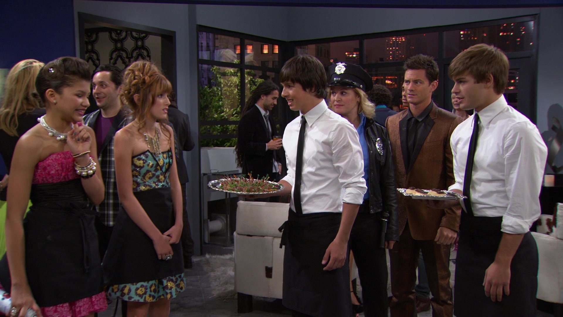 Shake_It_Up_S01E07_1080p_BTD_002879.jpg