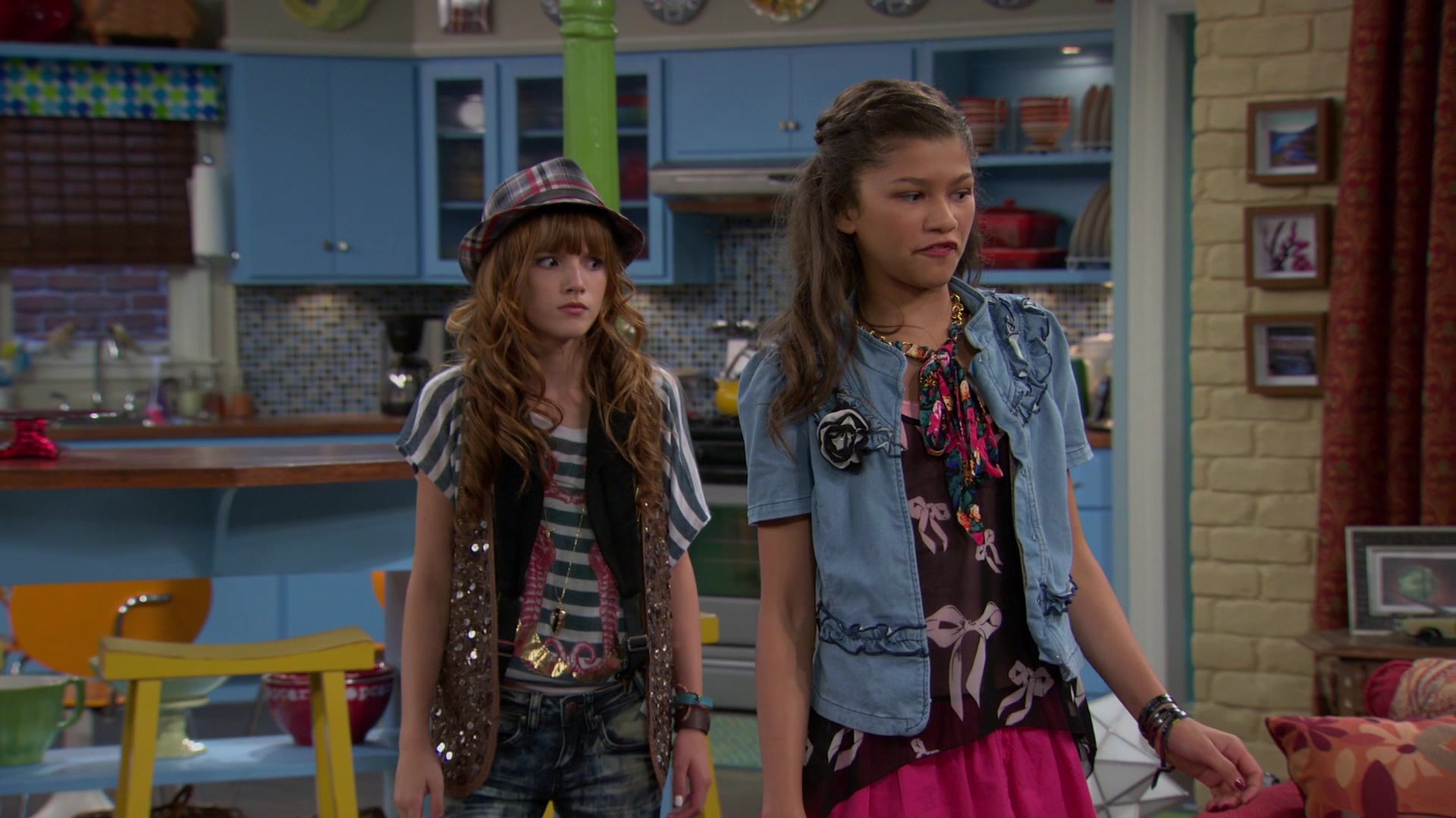 Shake_It_Up_S01E08_1080p_BTD_001488.jpg Shake_It_Up_S01E08_1080p_BTD_001488.jpg