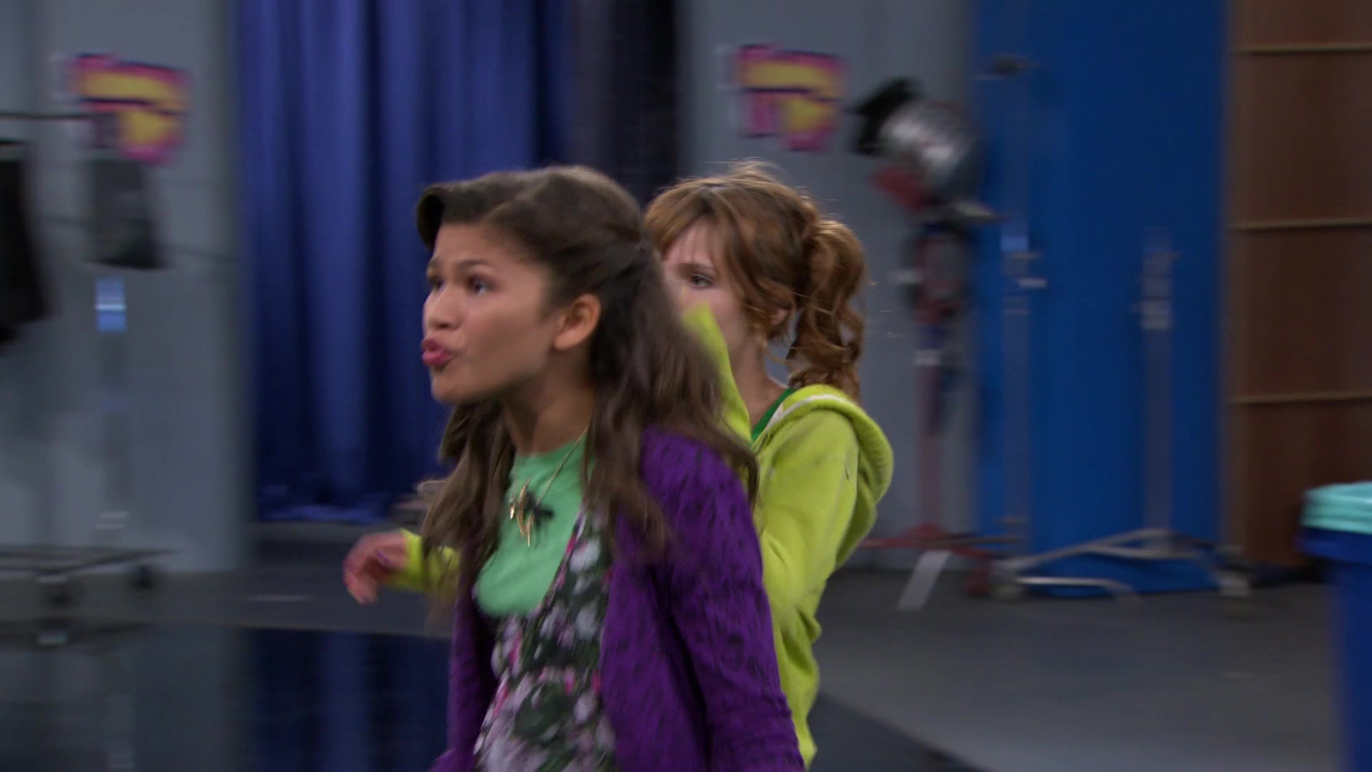 Shake_It_Up_S01E08_1080p_BTD_001887.jpg Shake_It_Up_S01E08_1080p_BTD_001887.jpg