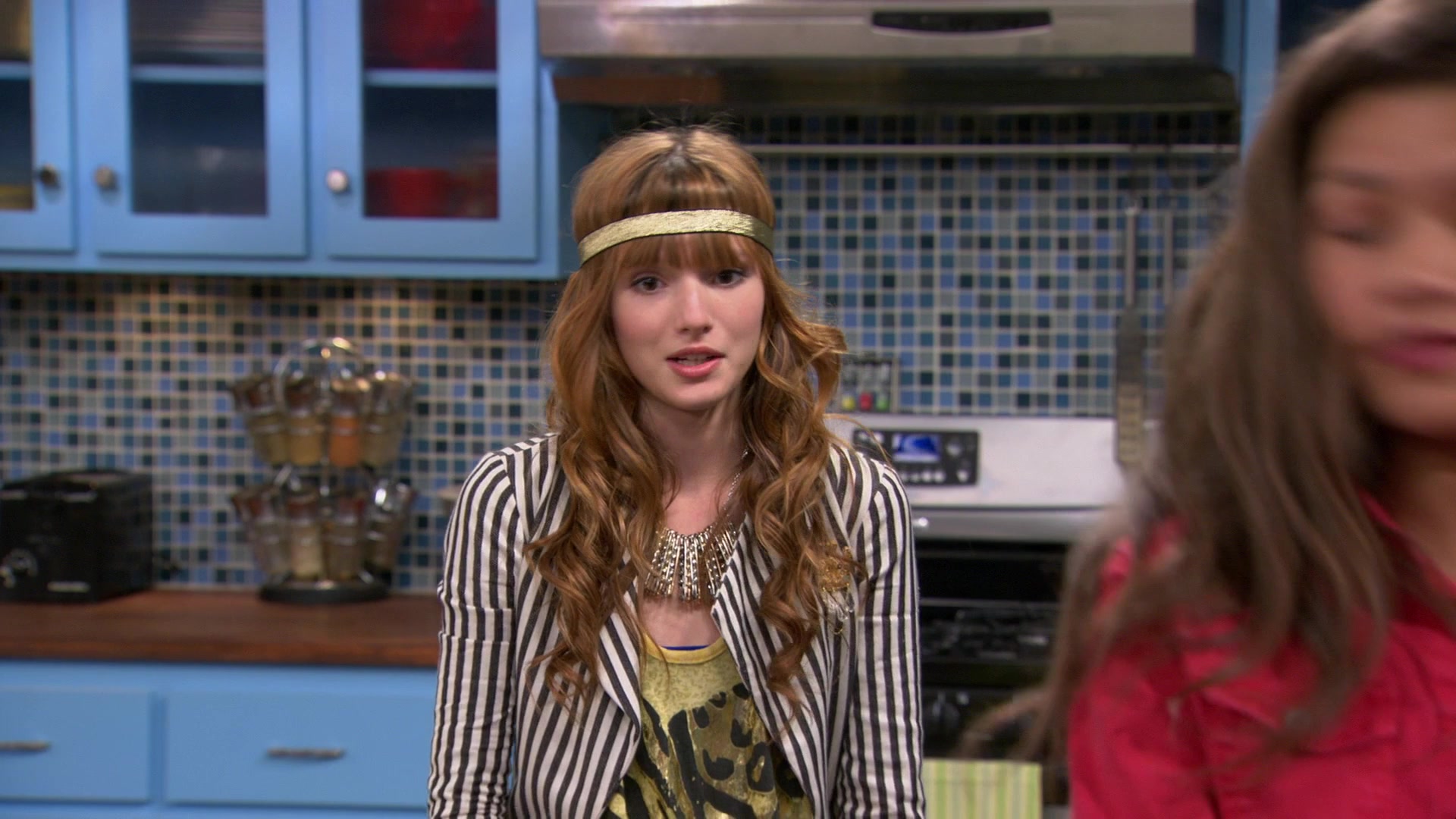 Shake_It_Up_S01E08_1080p_BTD_002581.jpg