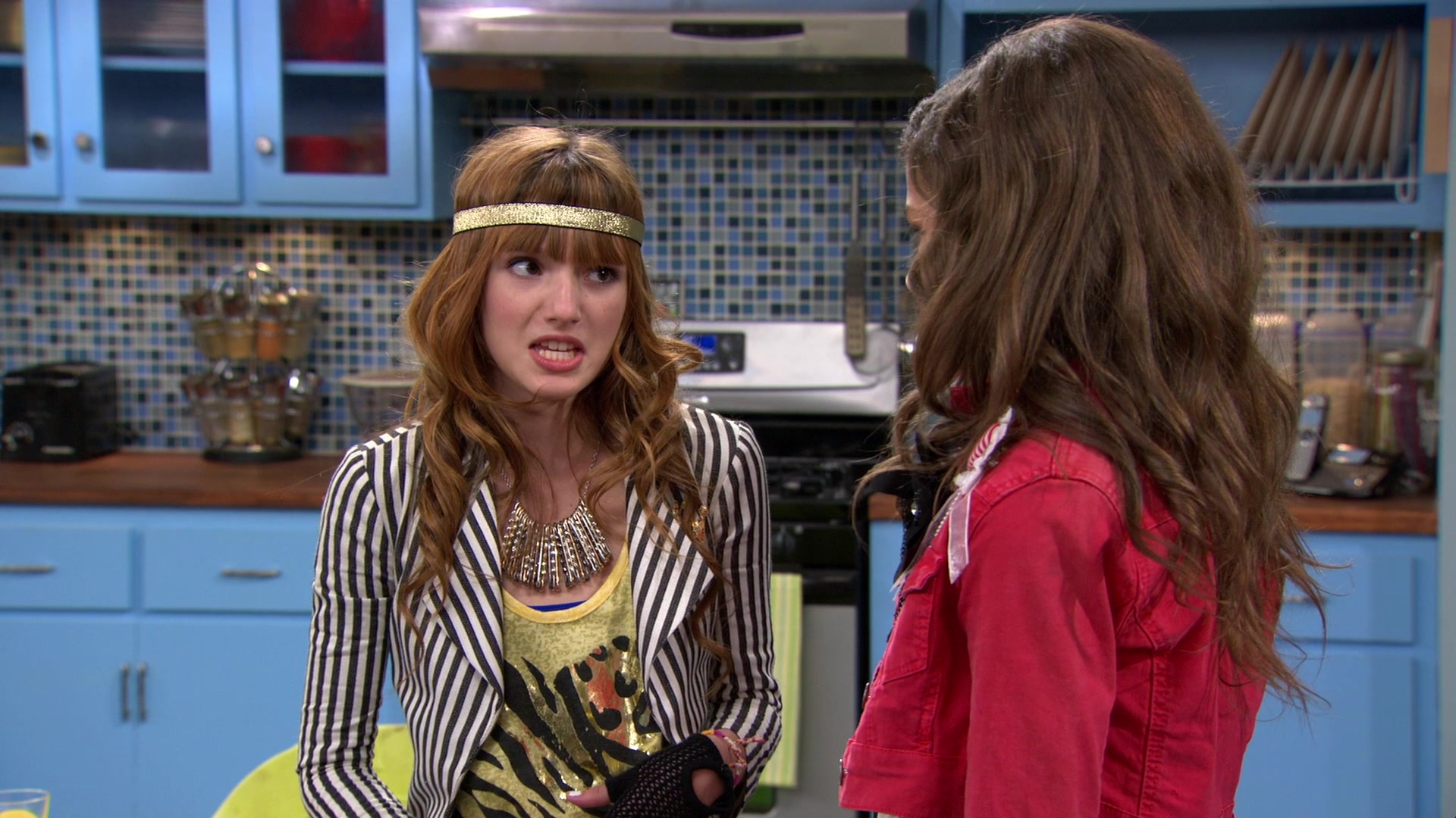 Shake_It_Up_S01E08_1080p_BTD_002599.jpg Shake_It_Up_S01E08_1080p_BTD_002599.jpg