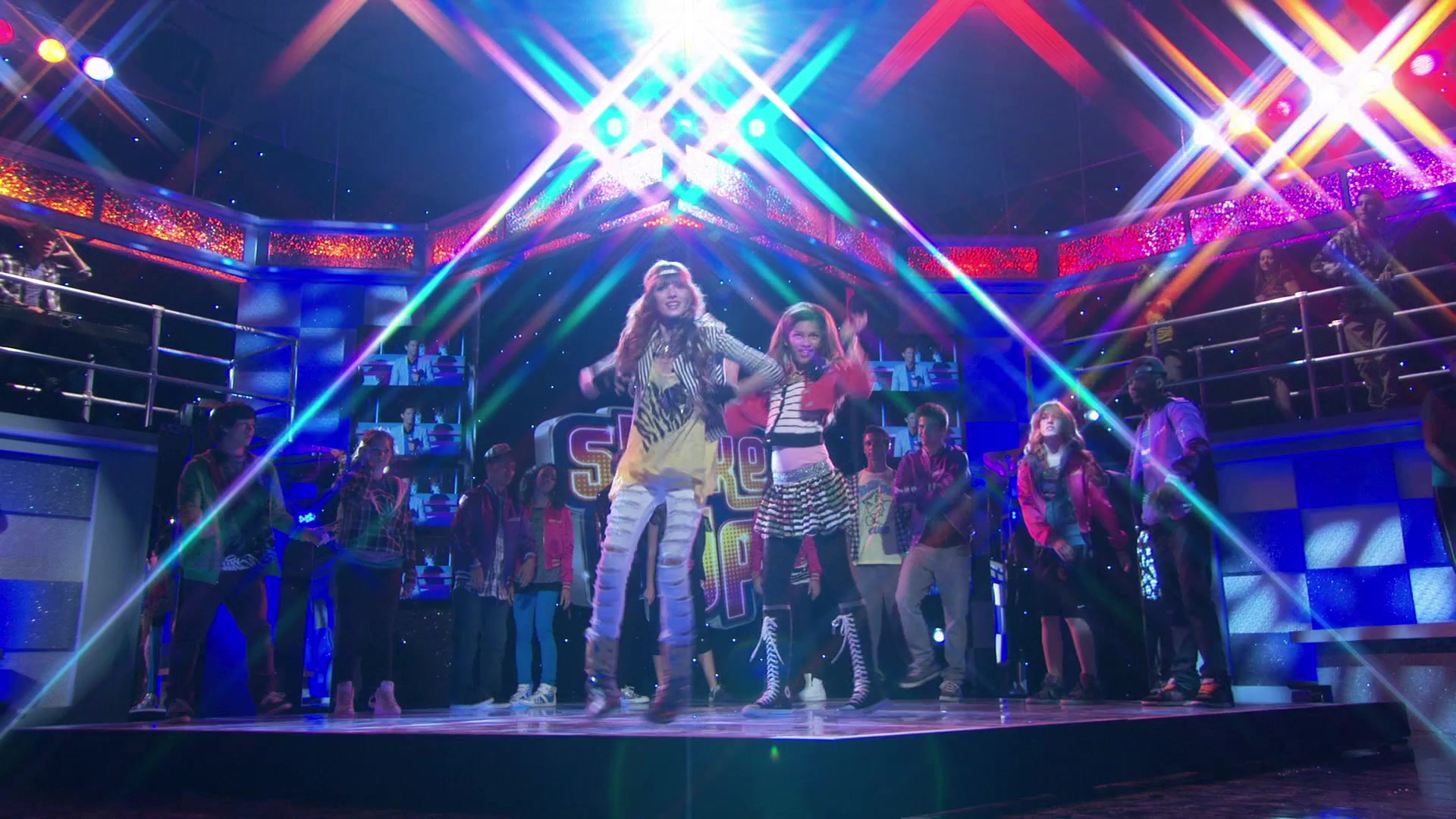 Shake_It_Up_S01E08_1080p_BTD_002763.jpg