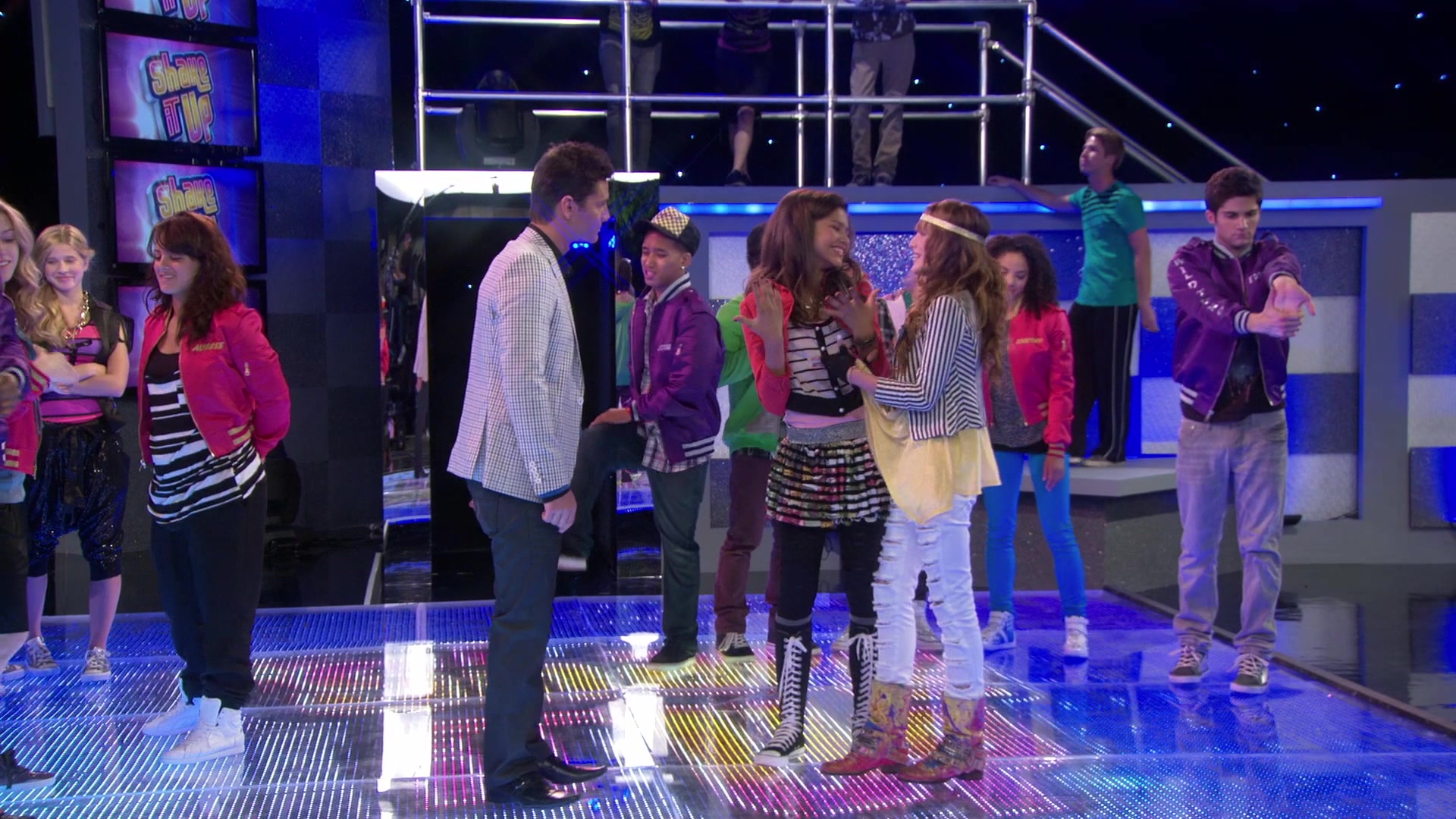 Shake_It_Up_S01E08_1080p_BTD_002869.jpg