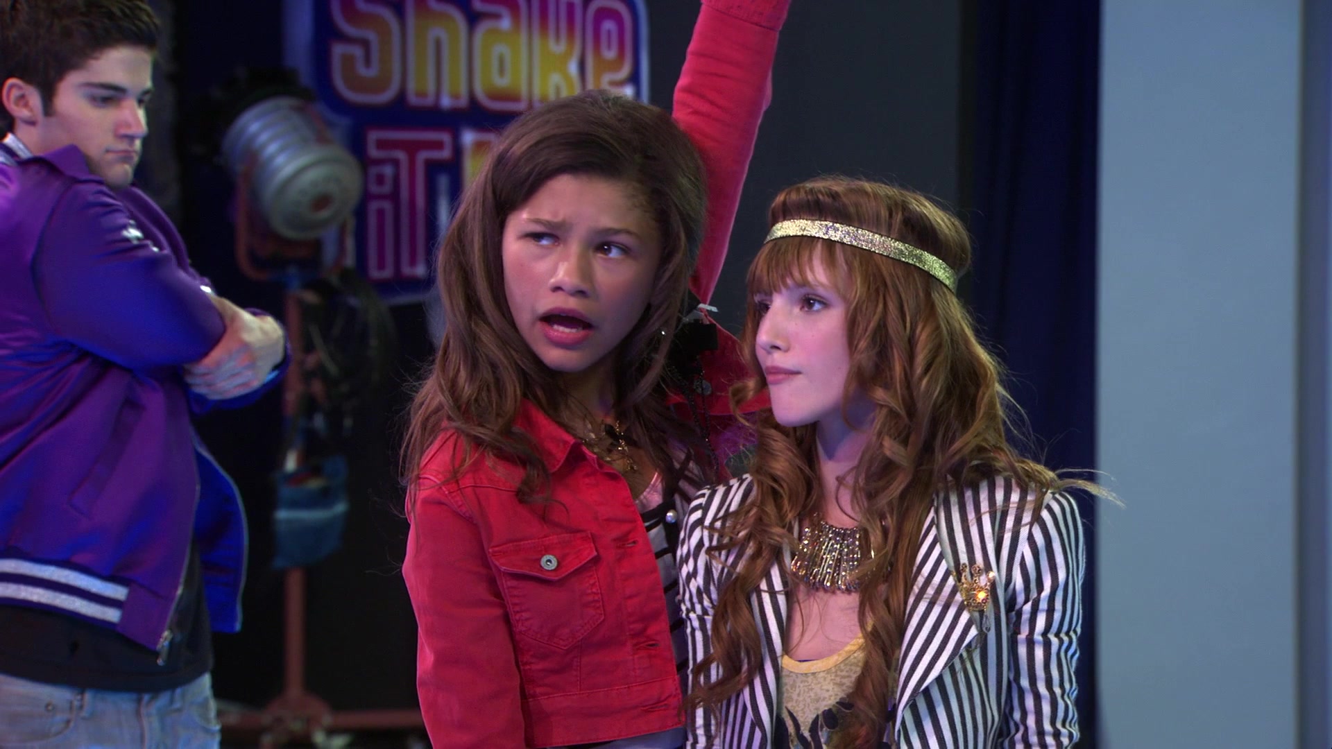 Shake_It_Up_S01E08_1080p_BTD_002915.jpg