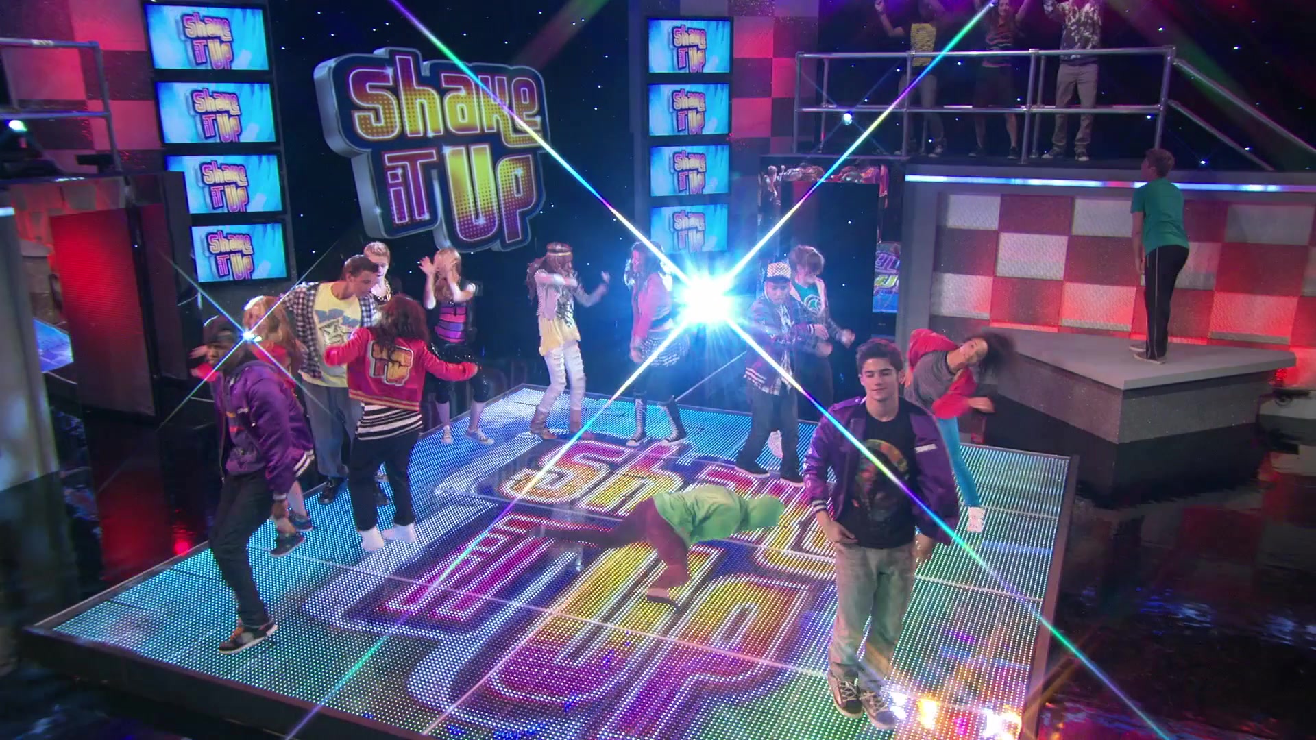 Shake_It_Up_S01E08_1080p_BTD_002954.jpg