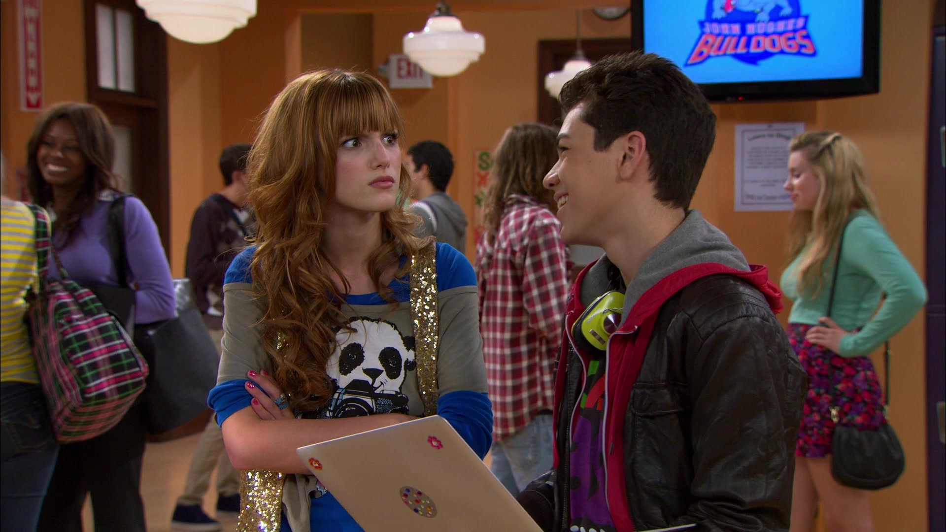 Shake_It_Up_S01E09_1080p_BTD_000505.jpg Shake_It_Up_S01E09_1080p_BTD_000505.jpg