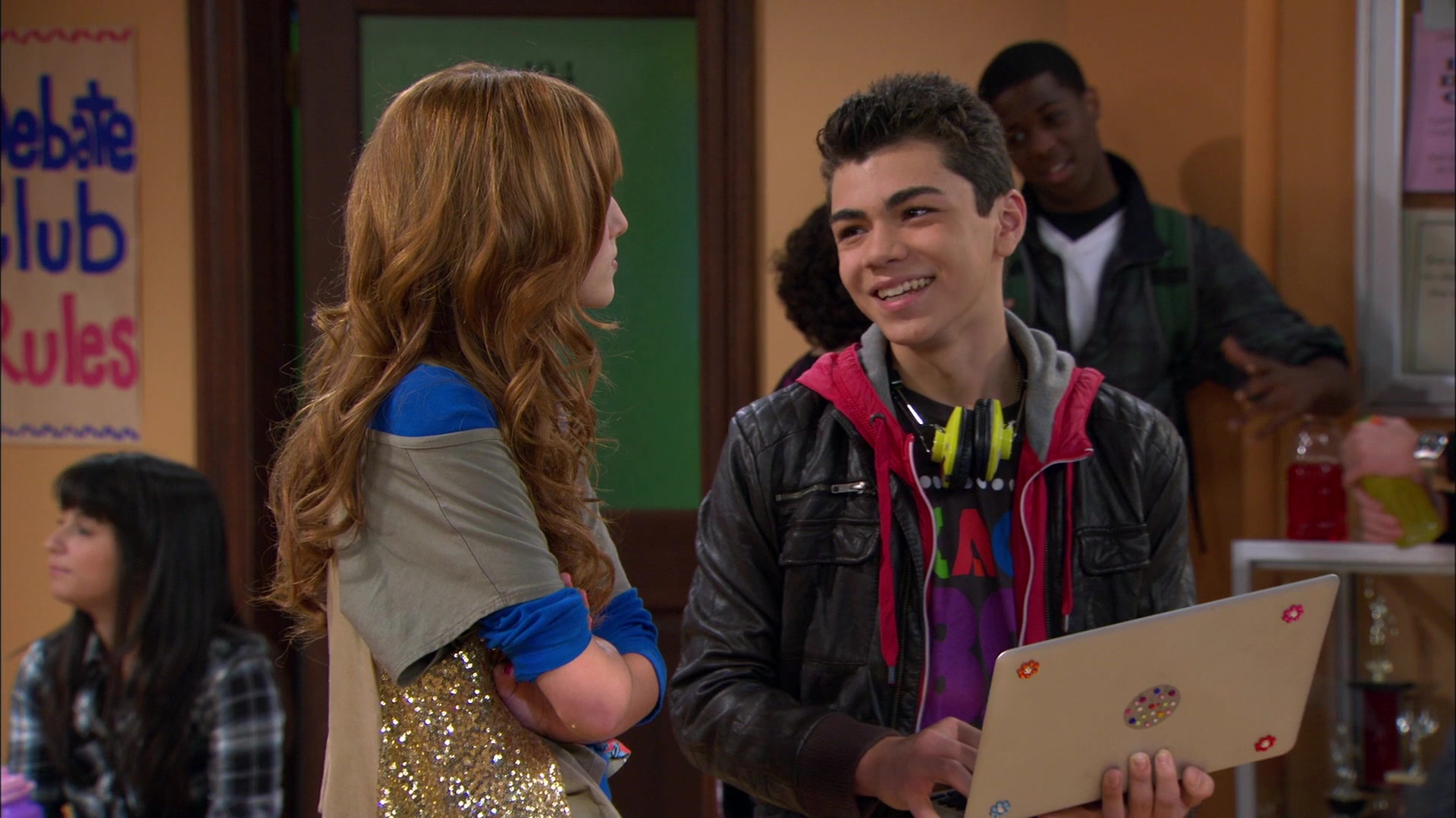 Shake_It_Up_S01E09_1080p_BTD_000508.jpg Shake_It_Up_S01E09_1080p_BTD_000508.jpg