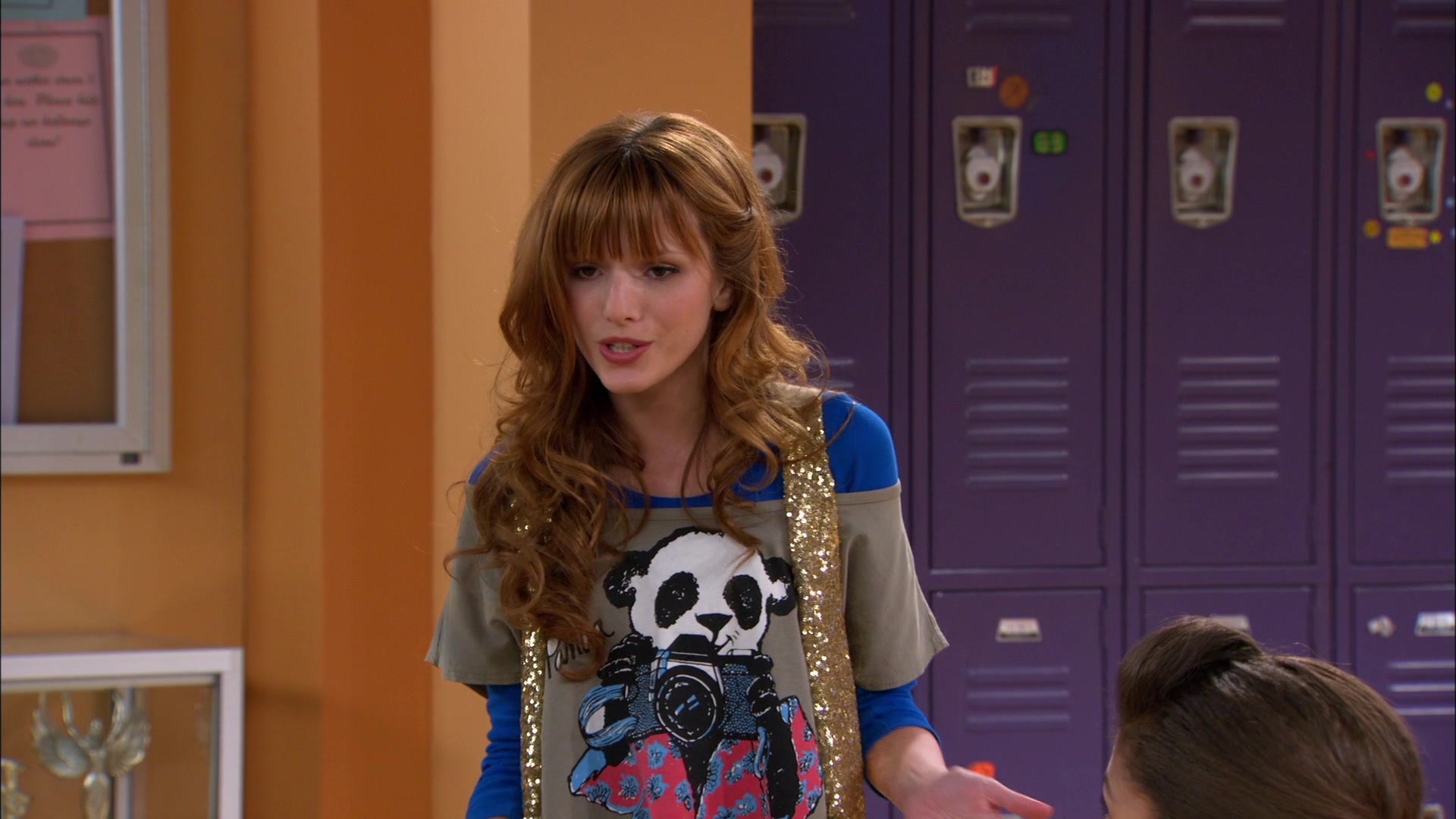 Shake_It_Up_S01E09_1080p_BTD_000620.jpg