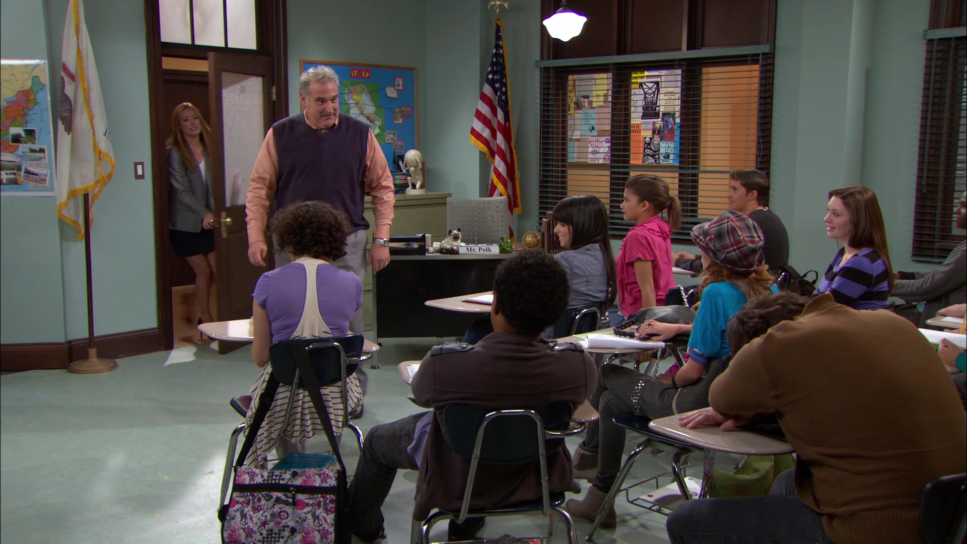 Shake_It_Up_S01E09_1080p_BTD_000836.jpg Shake_It_Up_S01E09_1080p_BTD_000836.jpg