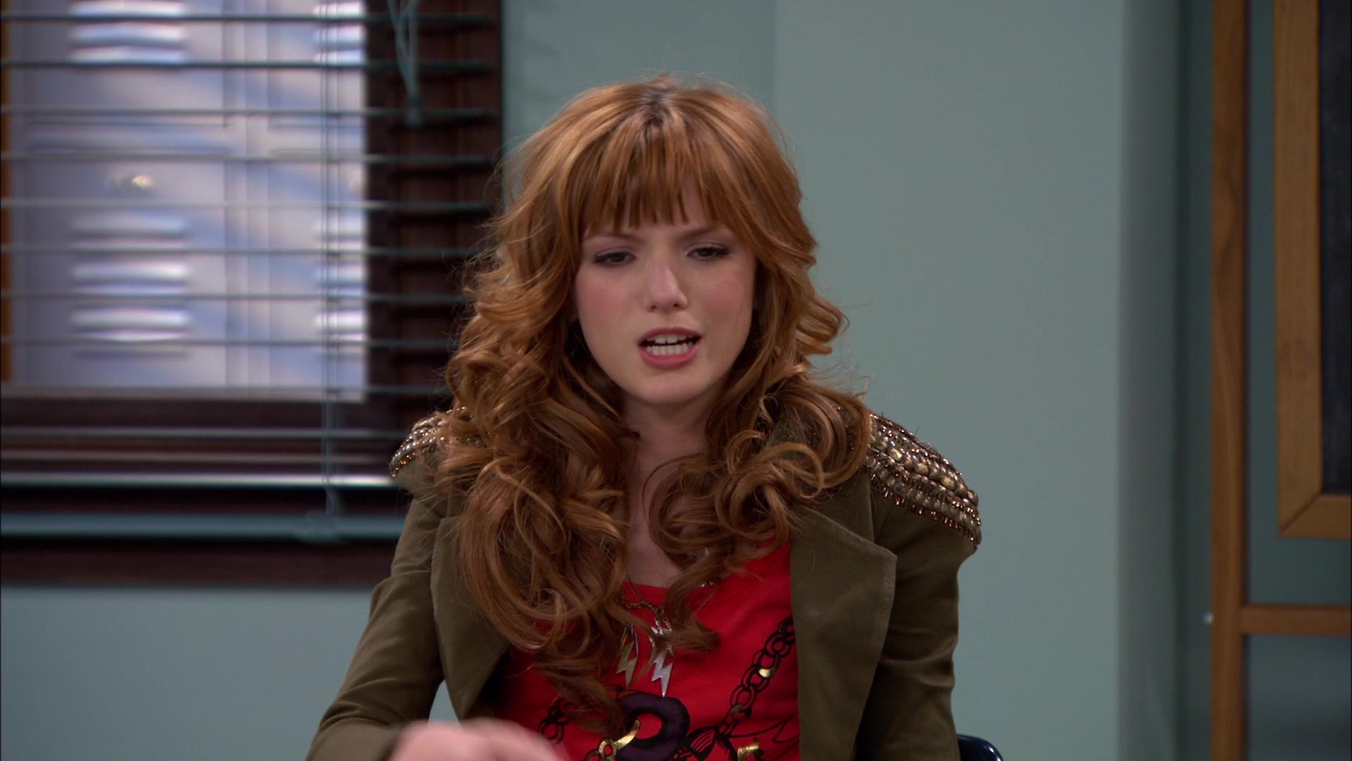 Shake_It_Up_S01E09_1080p_BTD_001312.jpg