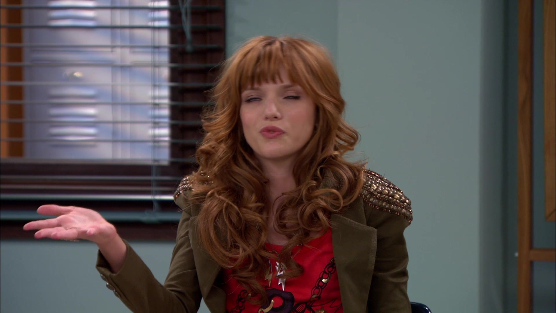 Shake_It_Up_S01E09_1080p_BTD_001318.jpg