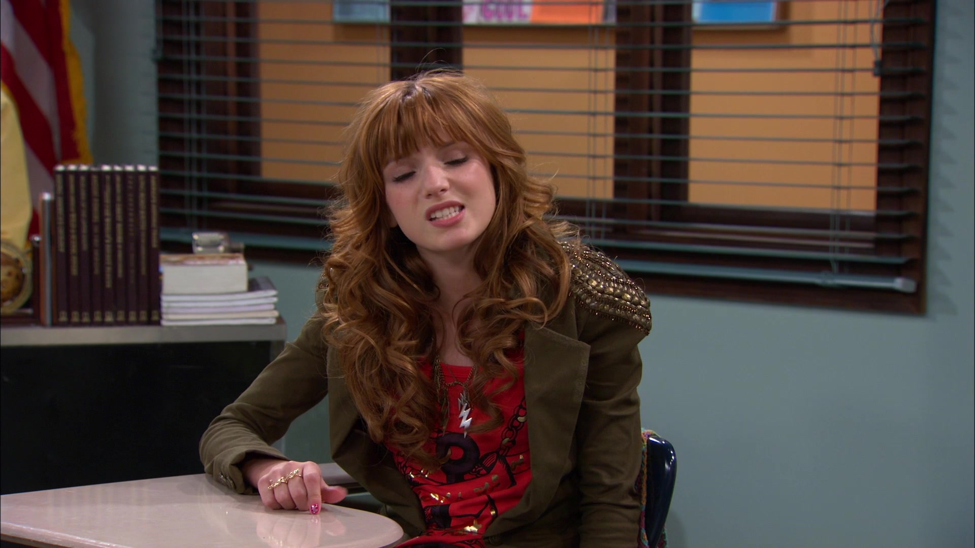 Shake_It_Up_S01E09_1080p_BTD_001357.jpg