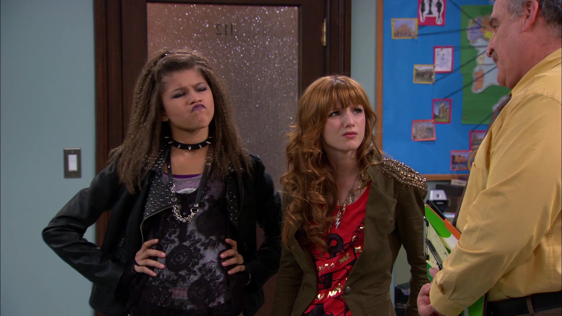 Shake_It_Up_S01E09_1080p_BTD_001494.jpg Shake_It_Up_S01E09_1080p_BTD_001494.jpg