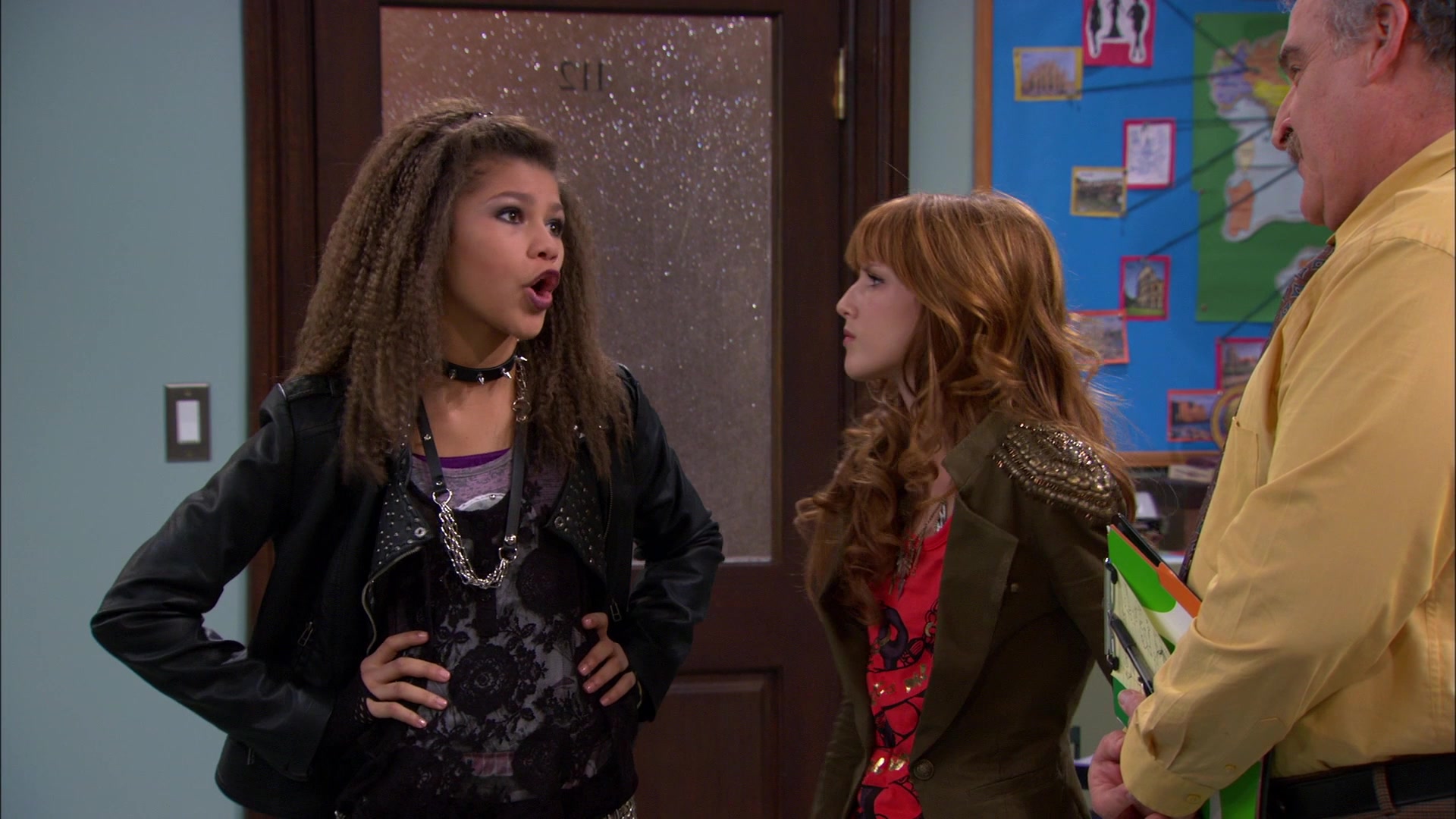 Shake_It_Up_S01E09_1080p_BTD_001496.jpg Shake_It_Up_S01E09_1080p_BTD_001496.jpg