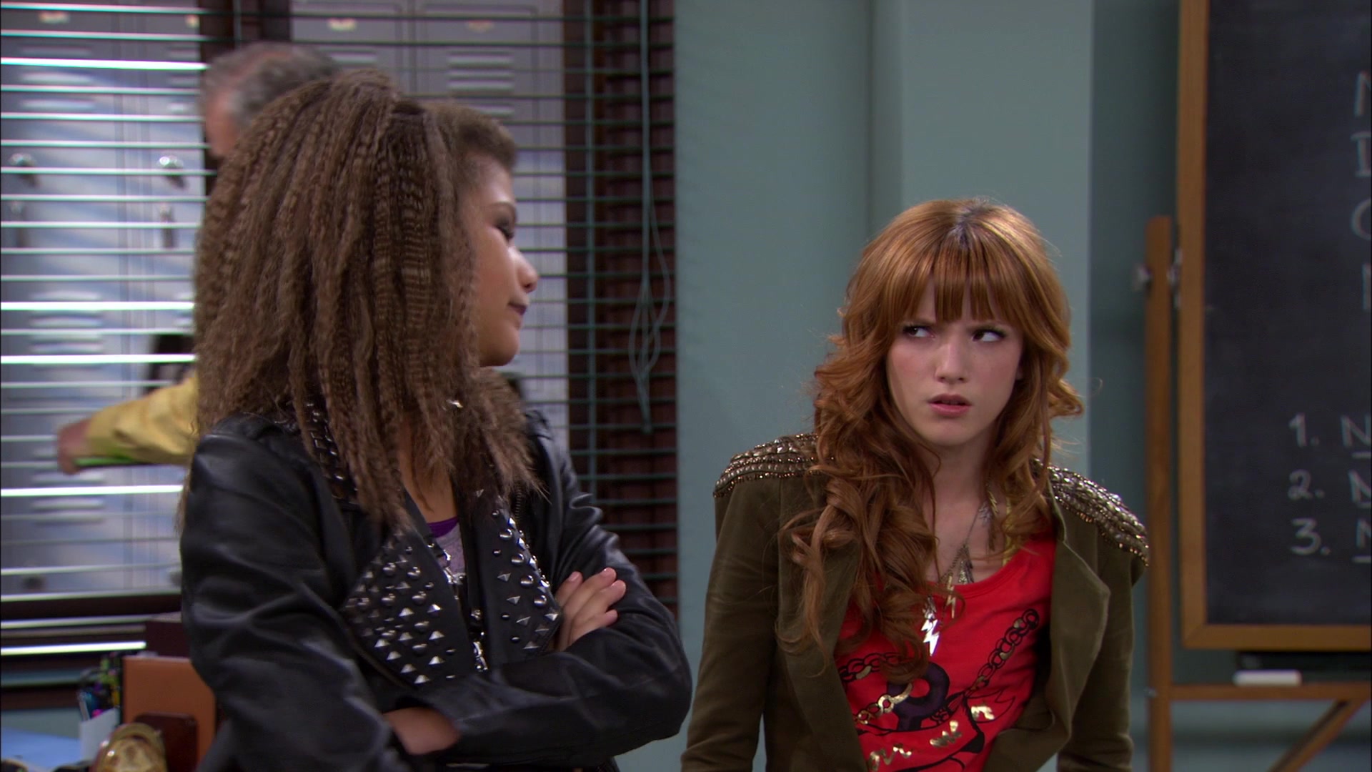 Shake_It_Up_S01E09_1080p_BTD_001513.jpg