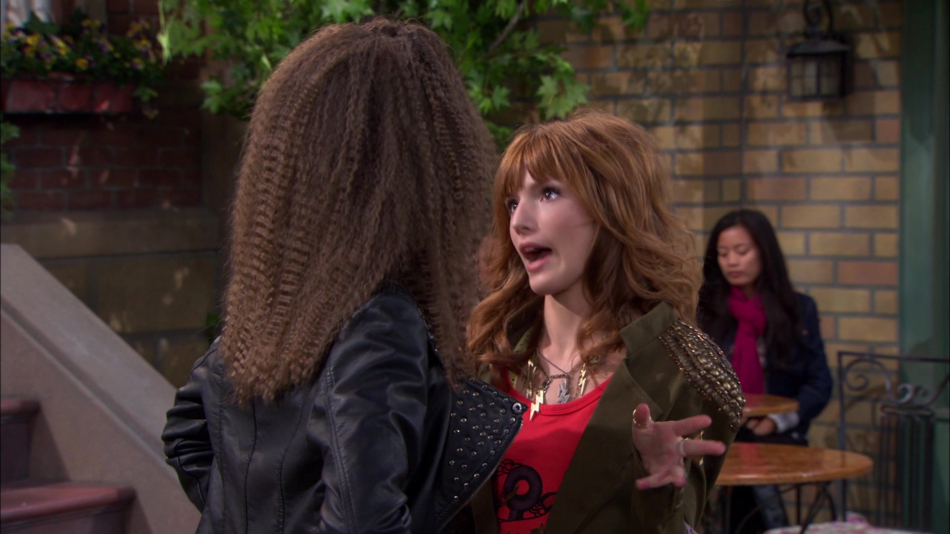 Shake_It_Up_S01E09_1080p_BTD_001810.jpg Shake_It_Up_S01E09_1080p_BTD_001810.jpg