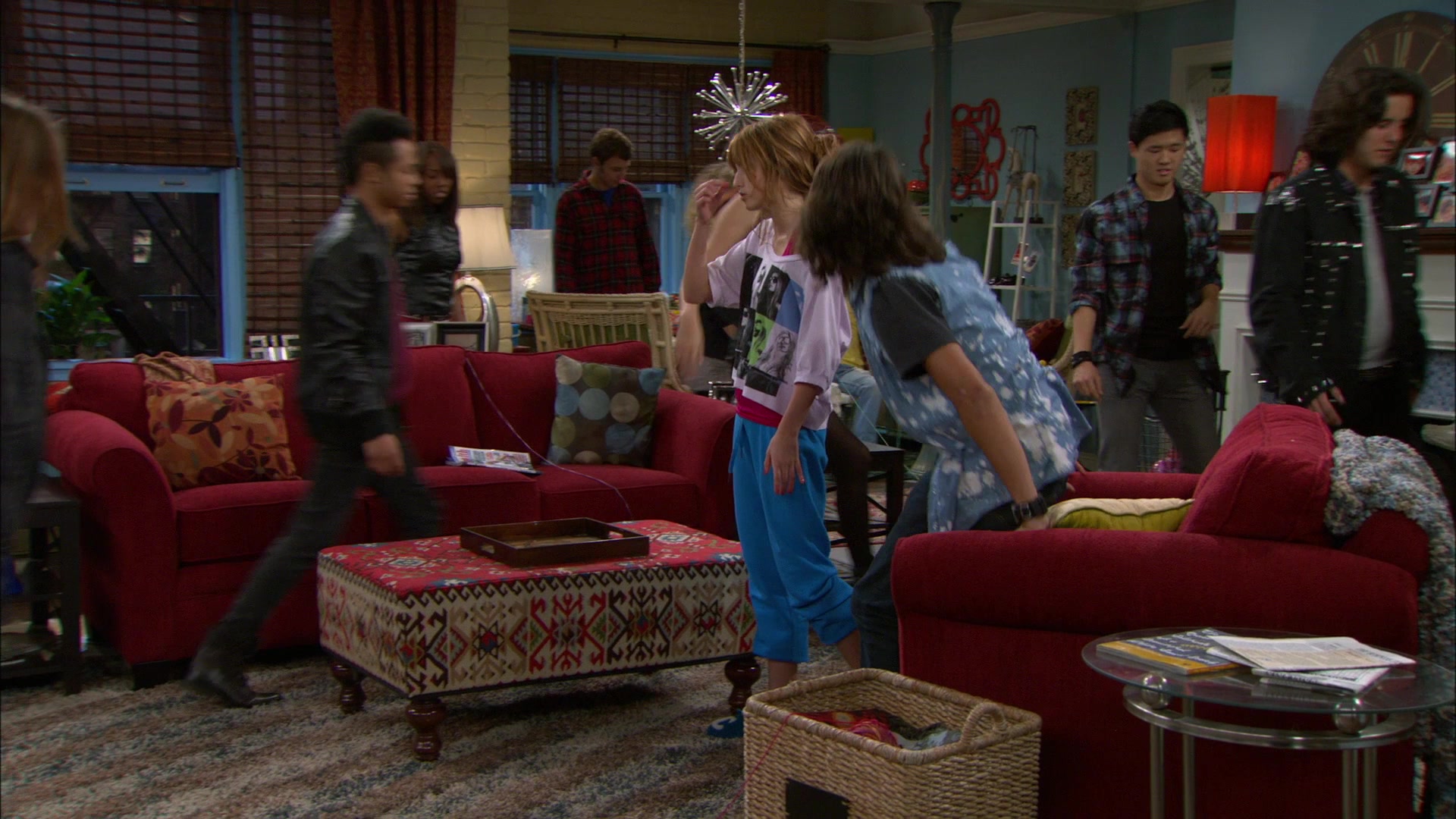 Shake_It_Up_S01E09_1080p_BTD_002198.jpg Shake_It_Up_S01E09_1080p_BTD_002198.jpg