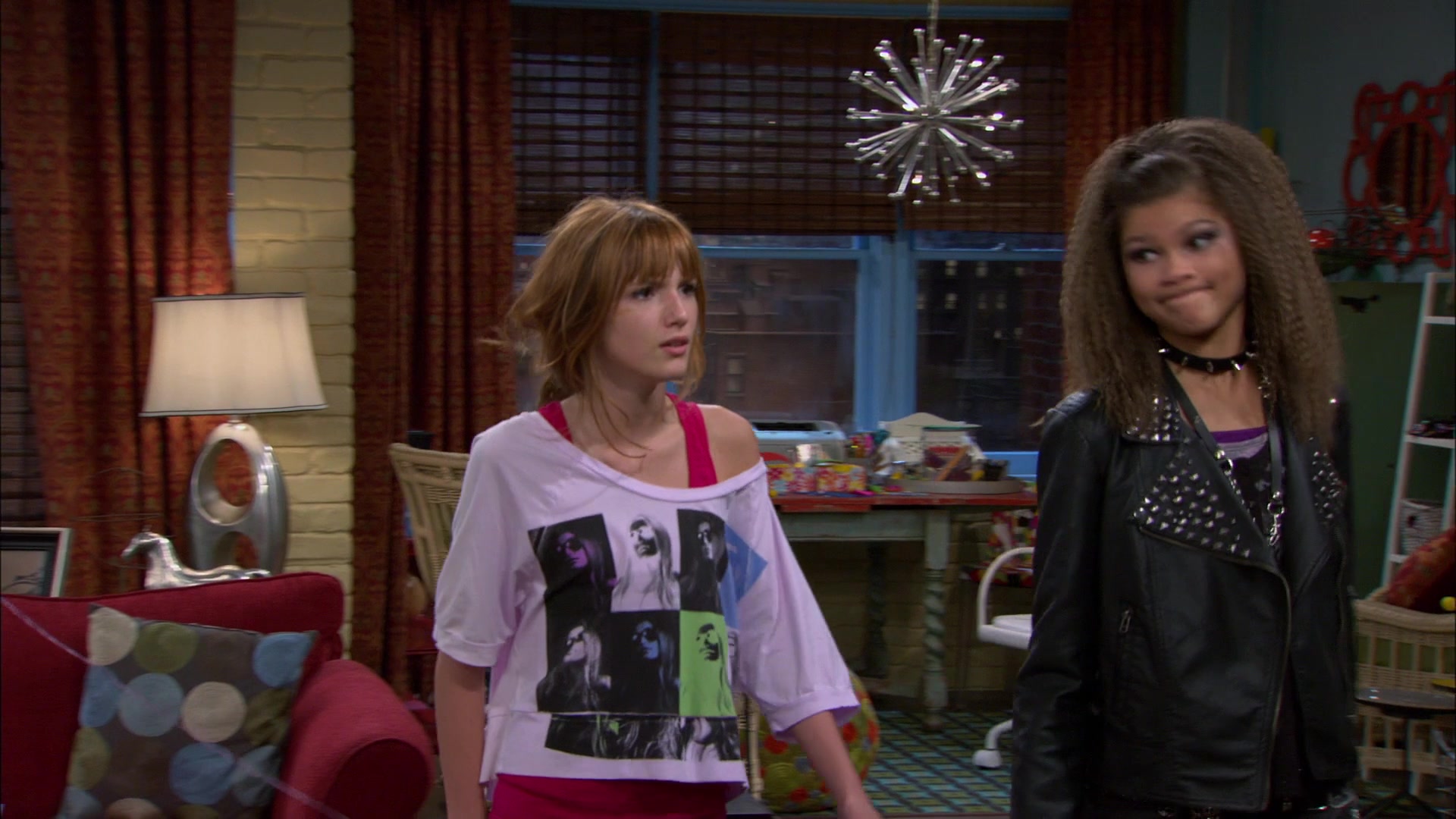 Shake_It_Up_S01E09_1080p_BTD_002227.jpg