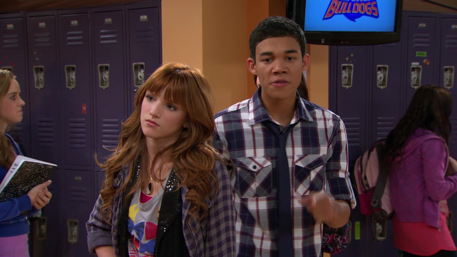 Shake_It_Up_S01E10_1080p_BTD_000666.jpg