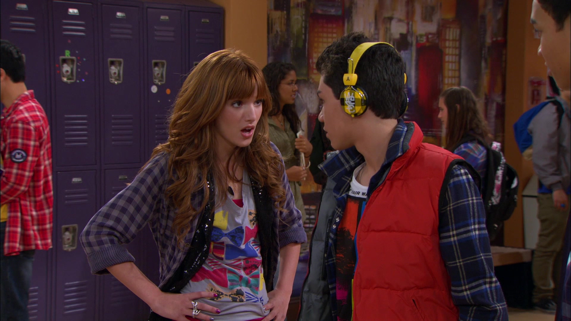 Shake_It_Up_S01E10_1080p_BTD_000715.jpg Shake_It_Up_S01E10_1080p_BTD_000715.jpg