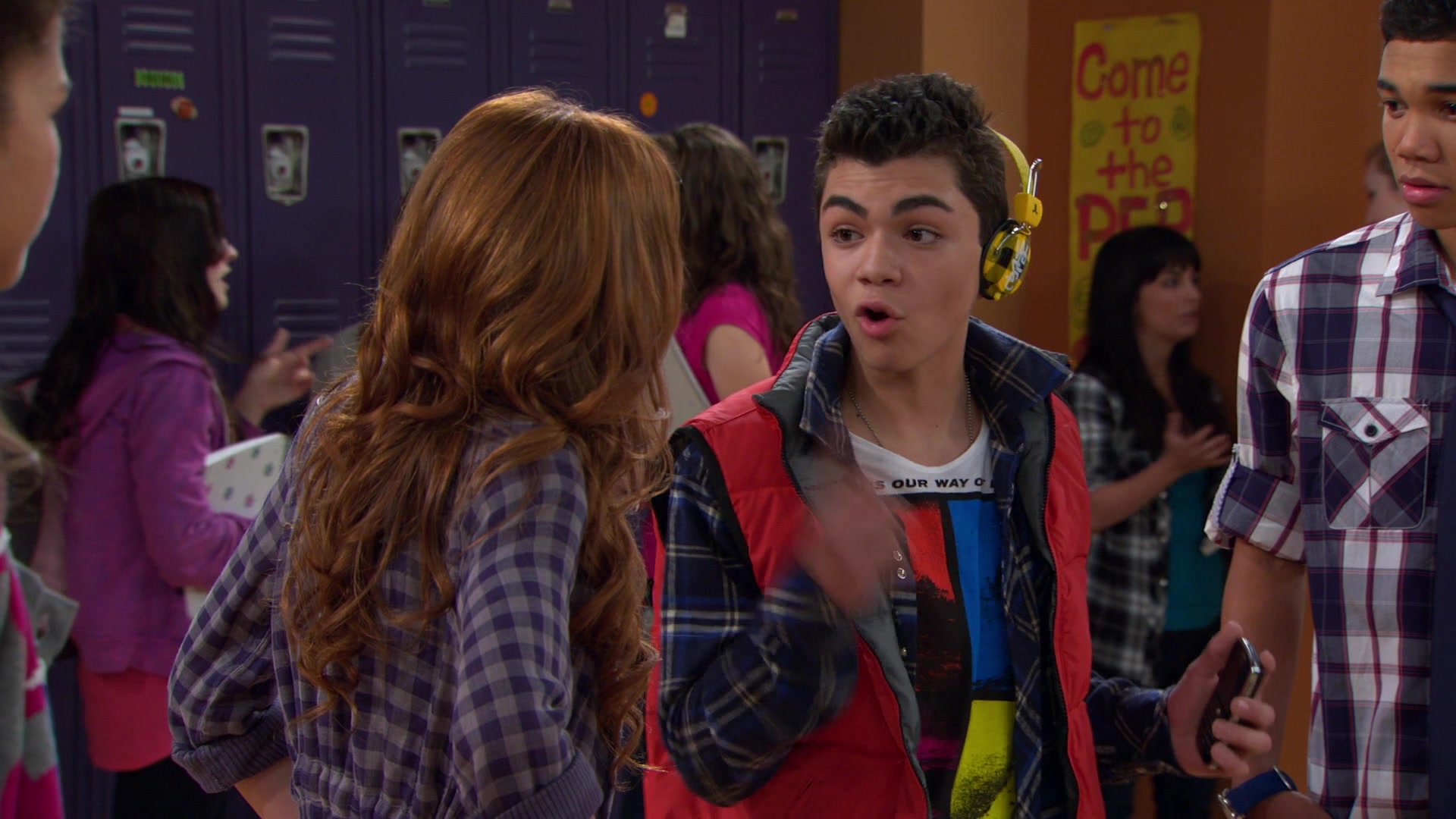 Shake_It_Up_S01E10_1080p_BTD_000740.jpg Shake_It_Up_S01E10_1080p_BTD_000740.jpg