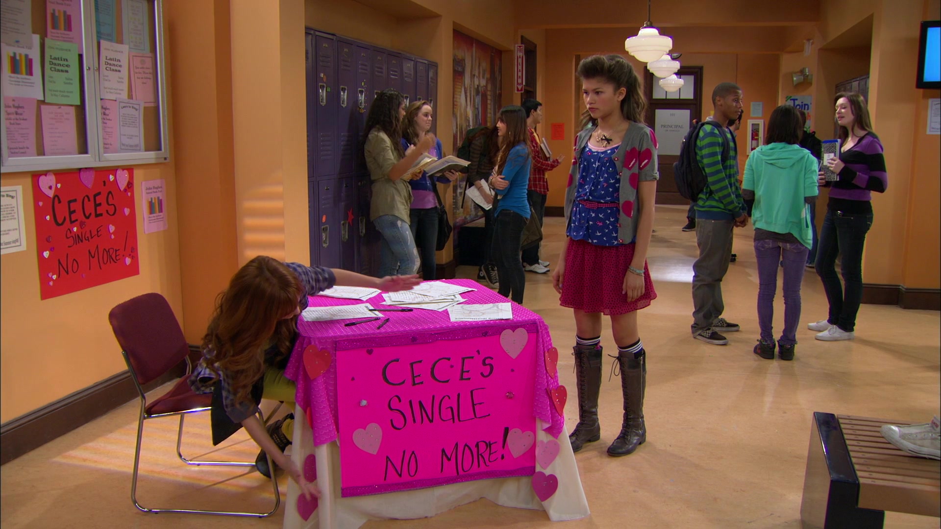 Shake_It_Up_S01E10_1080p_BTD_001096.jpg