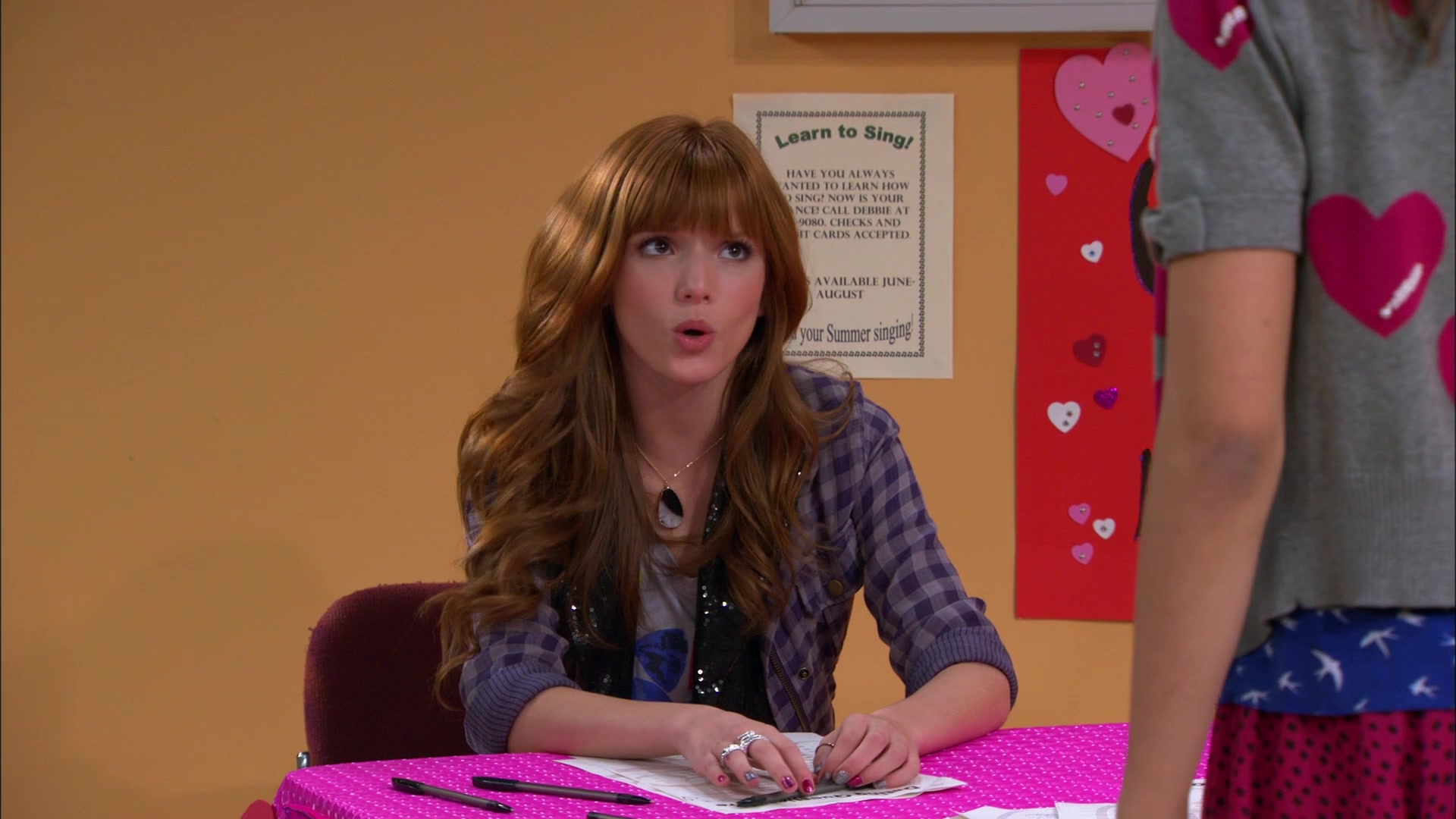 Shake_It_Up_S01E10_1080p_BTD_001115.jpg