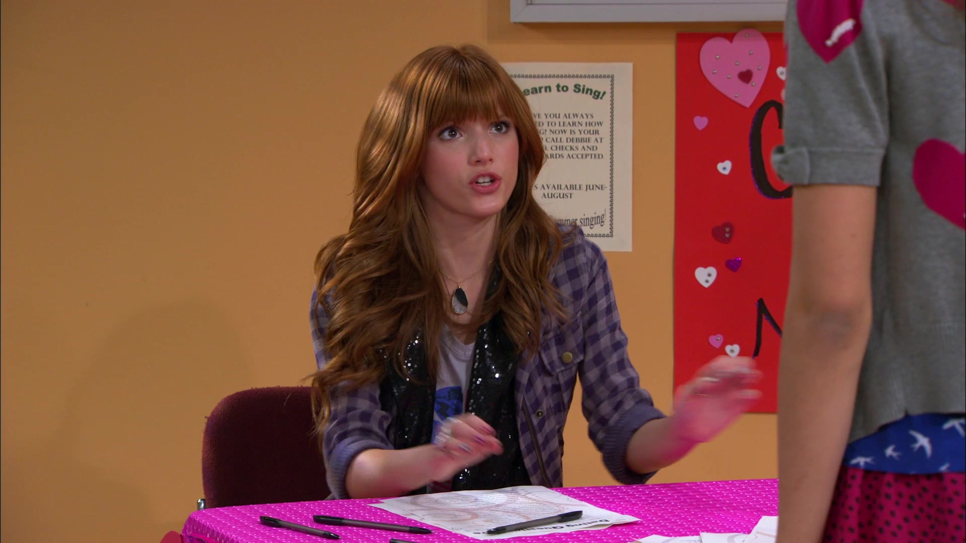 Shake_It_Up_S01E10_1080p_BTD_001118.jpg