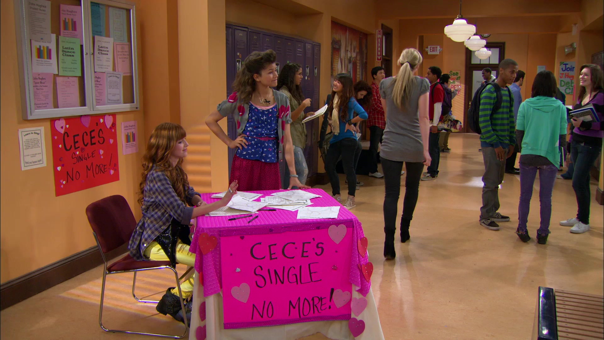 Shake_It_Up_S01E10_1080p_BTD_001155.jpg