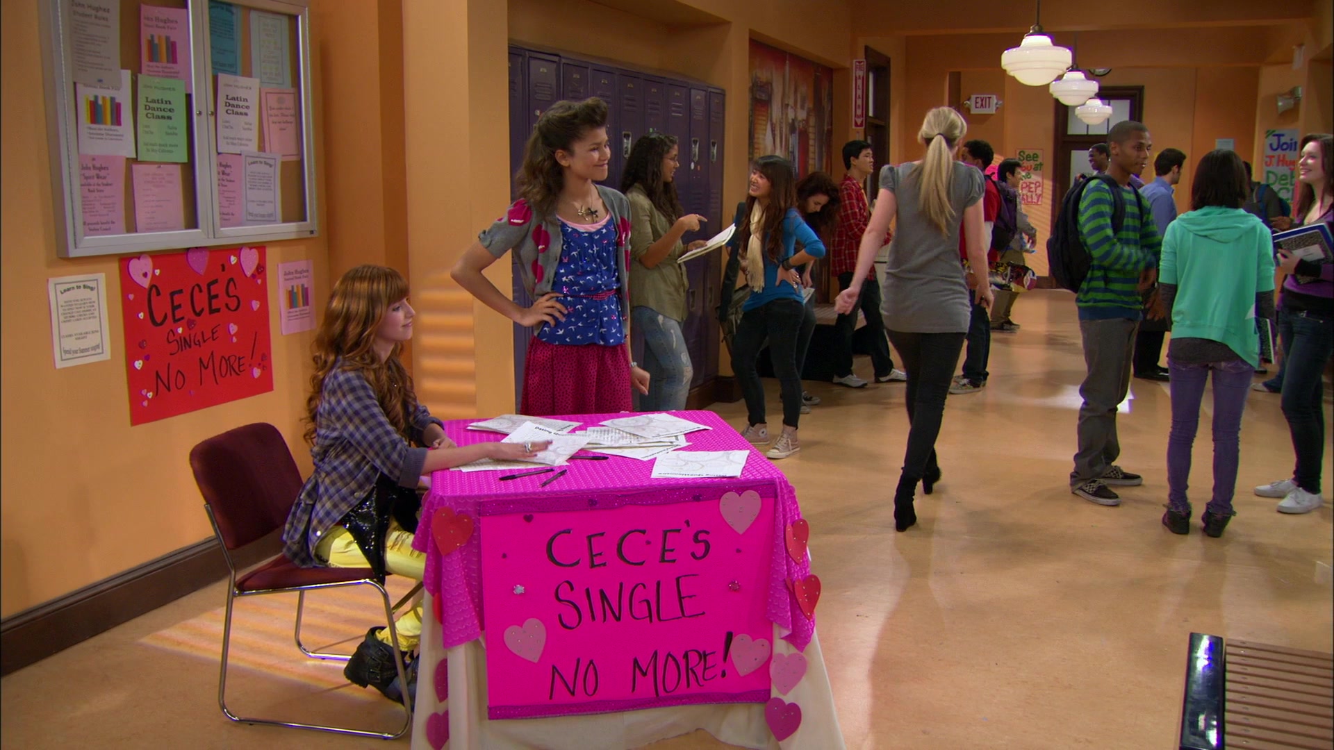 Shake_It_Up_S01E10_1080p_BTD_001156.jpg