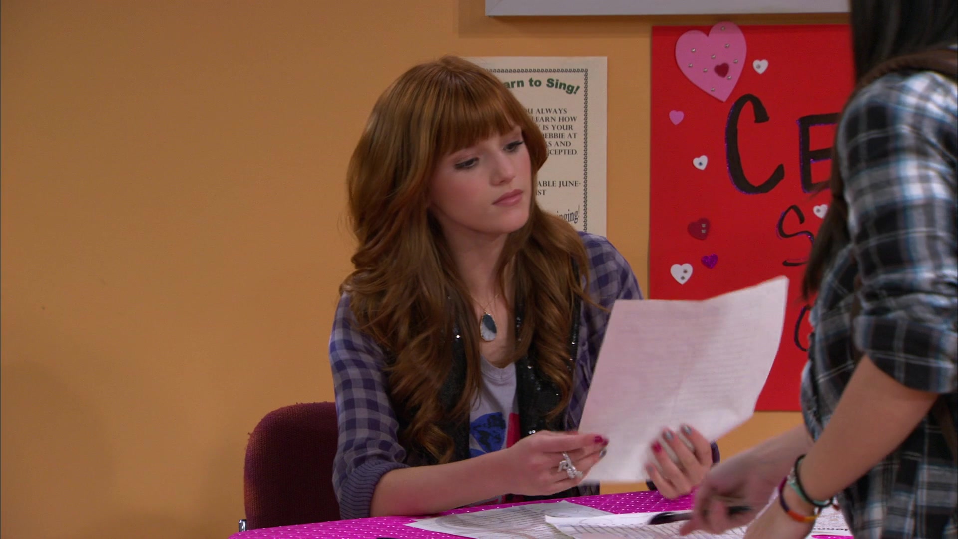 Shake_It_Up_S01E10_1080p_BTD_001162.jpg