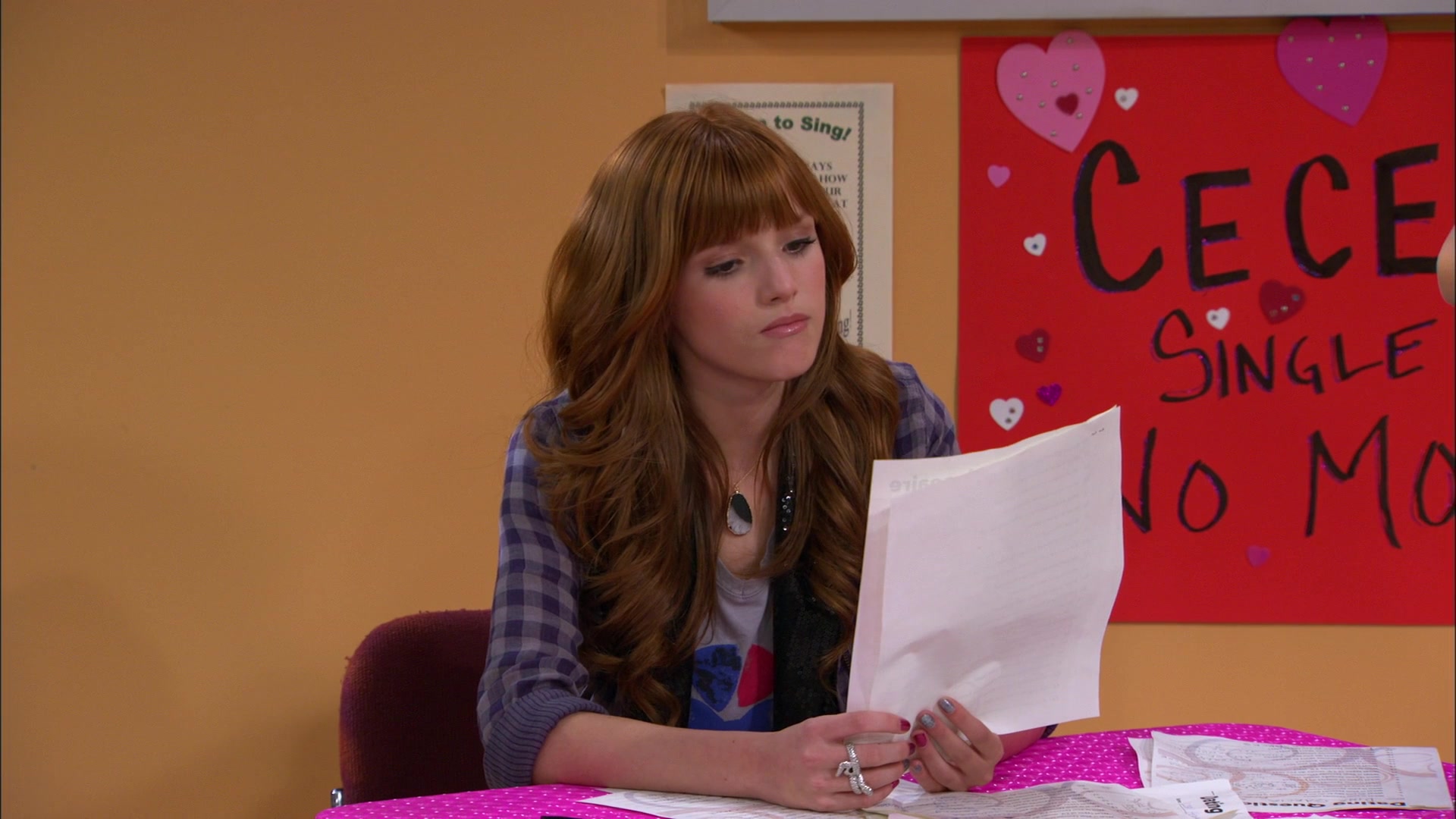 Shake_It_Up_S01E10_1080p_BTD_001195.jpg