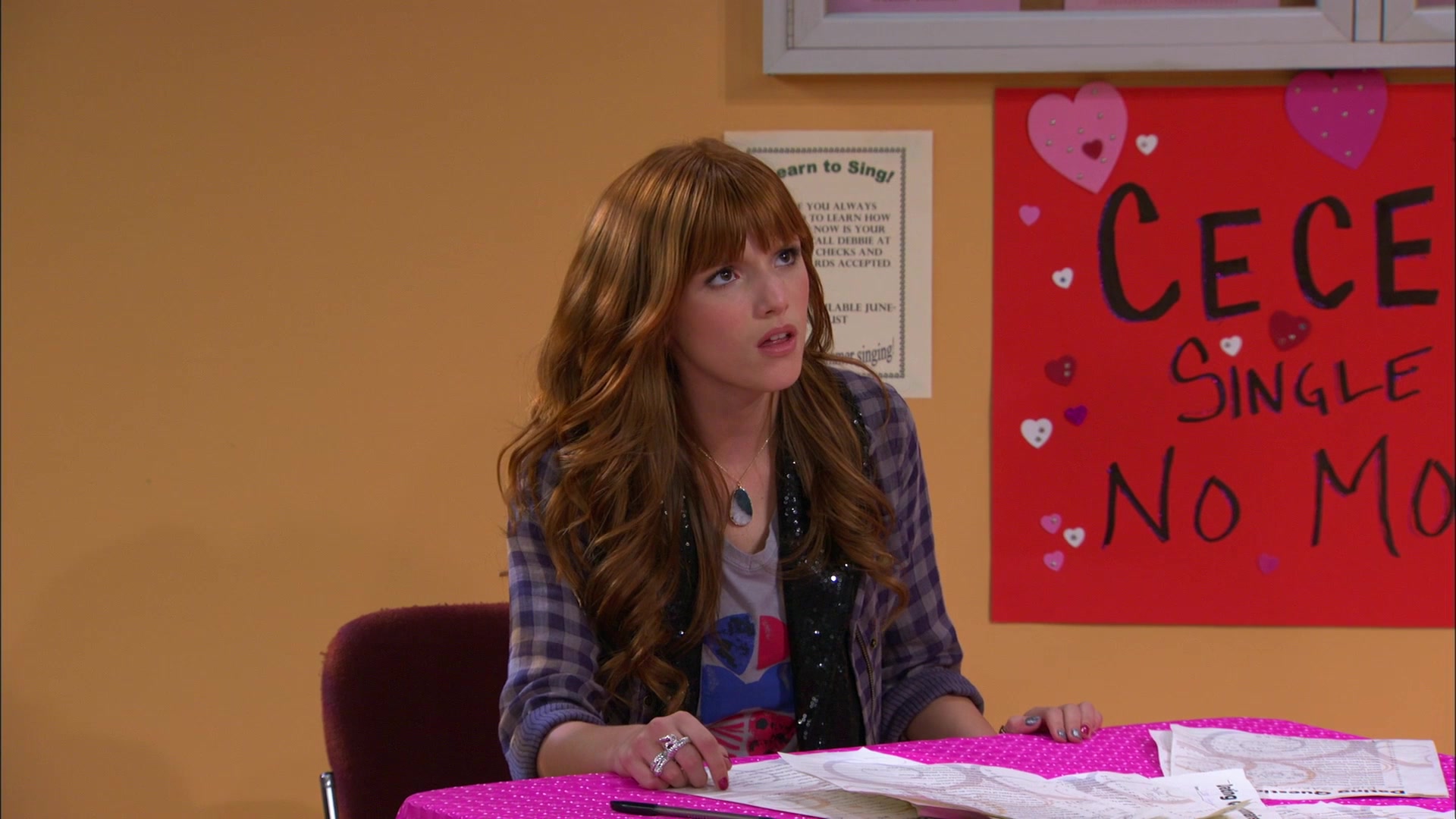 Shake_It_Up_S01E10_1080p_BTD_001242.jpg