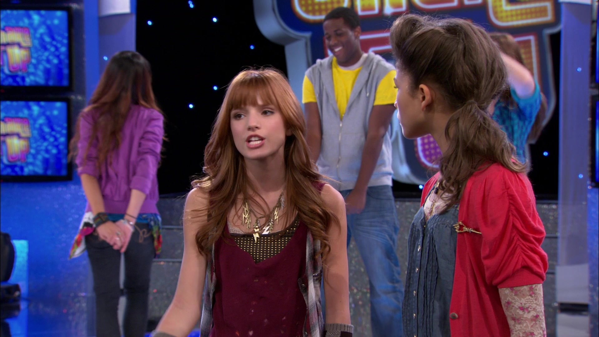 Shake_It_Up_S01E10_1080p_BTD_001719.jpg