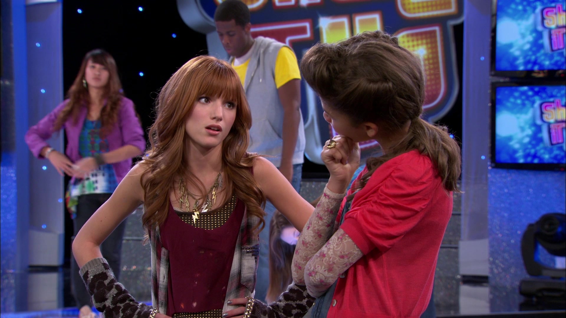 Shake_It_Up_S01E10_1080p_BTD_001870.jpg