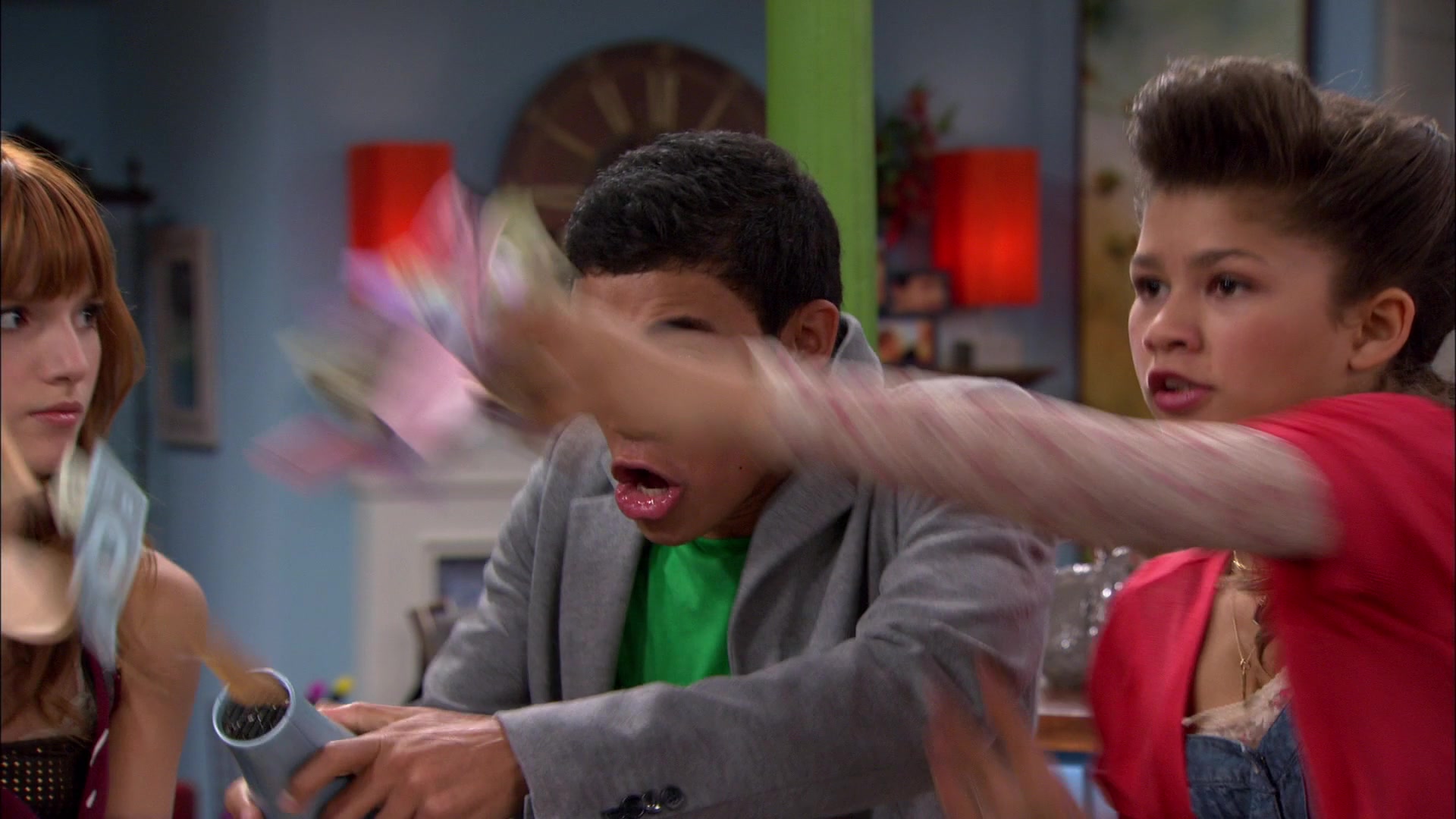 Shake_It_Up_S01E10_1080p_BTD_001920.jpg