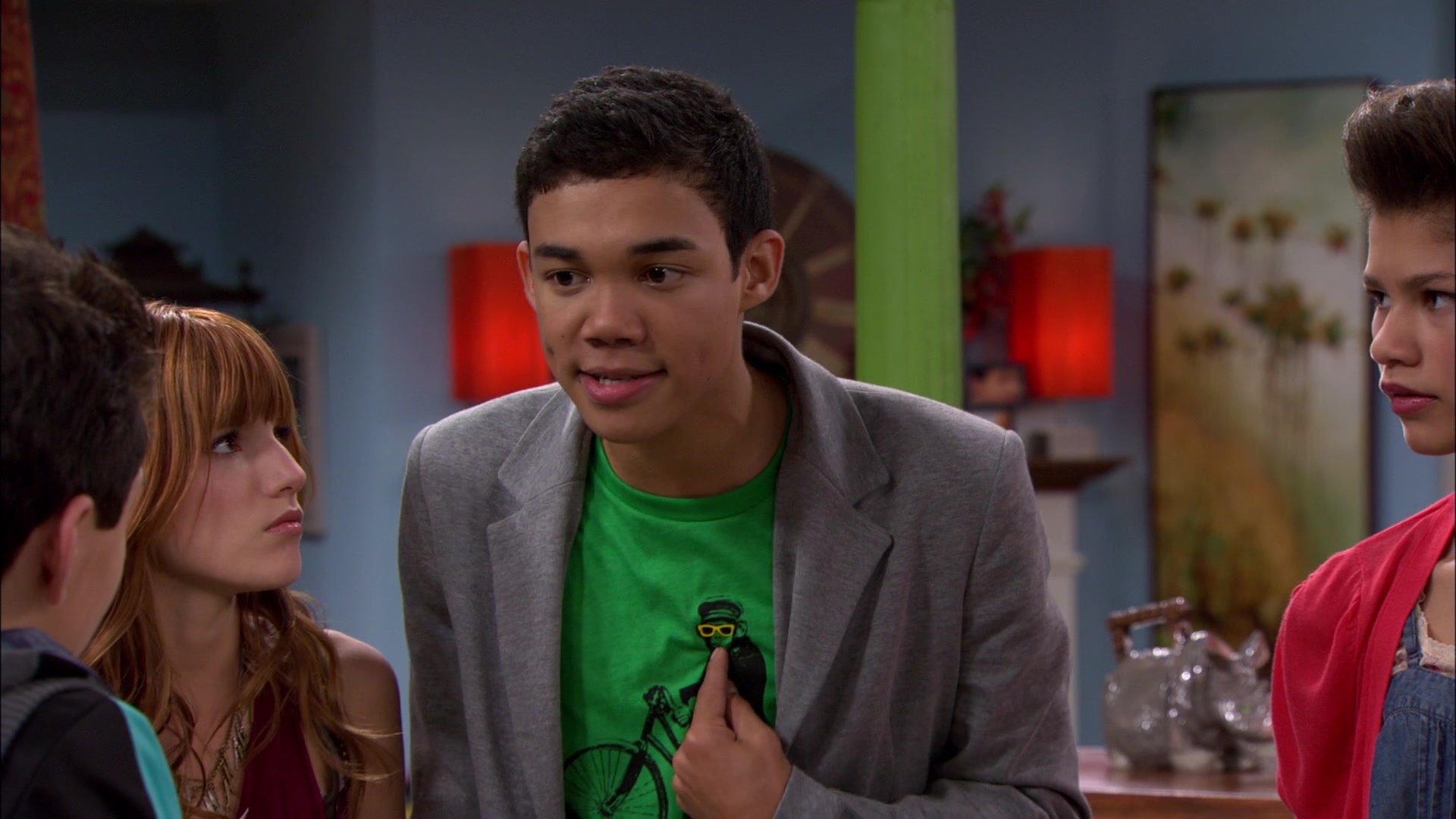 Shake_It_Up_S01E10_1080p_BTD_001969.jpg