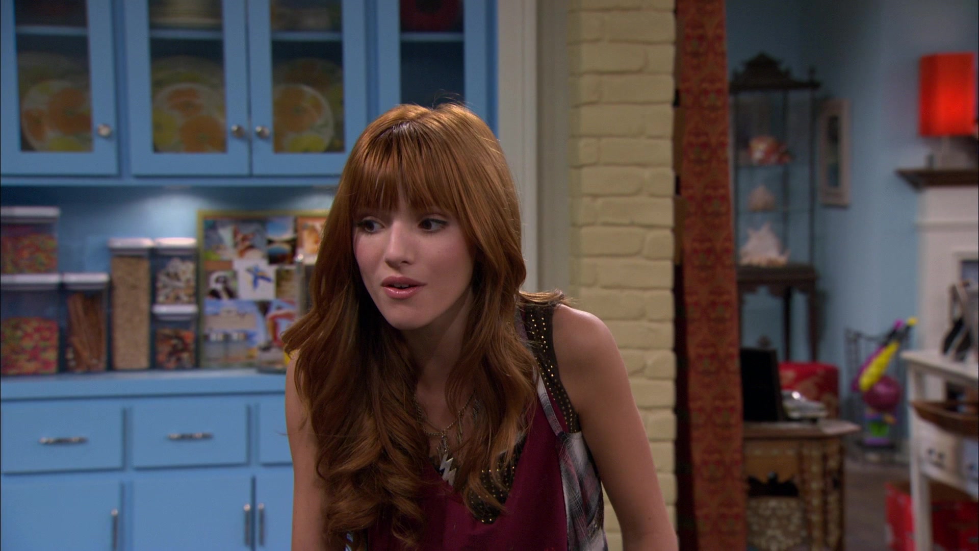 Shake_It_Up_S01E10_1080p_BTD_002063.jpg