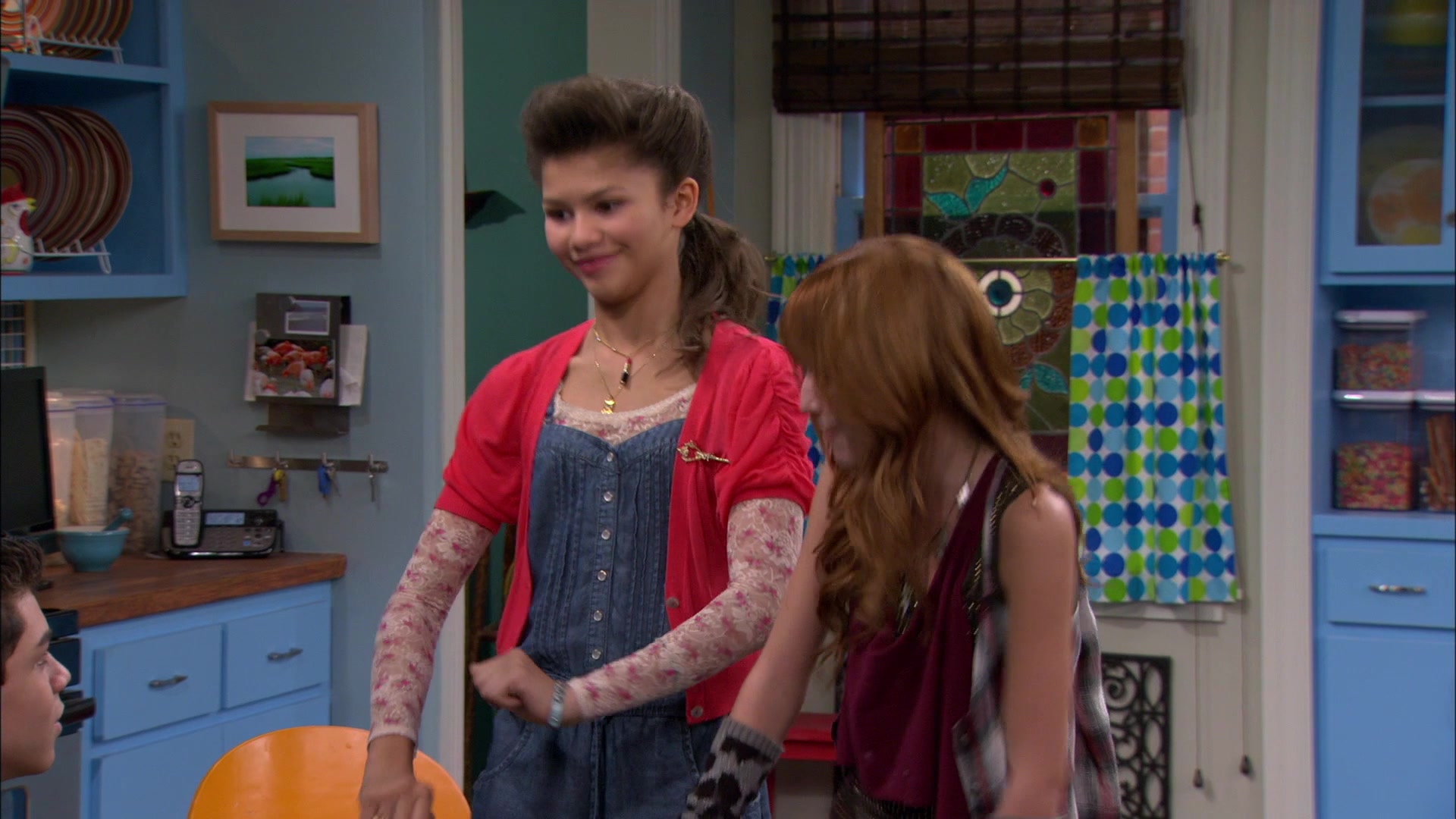 Shake_It_Up_S01E10_1080p_BTD_002076.jpg