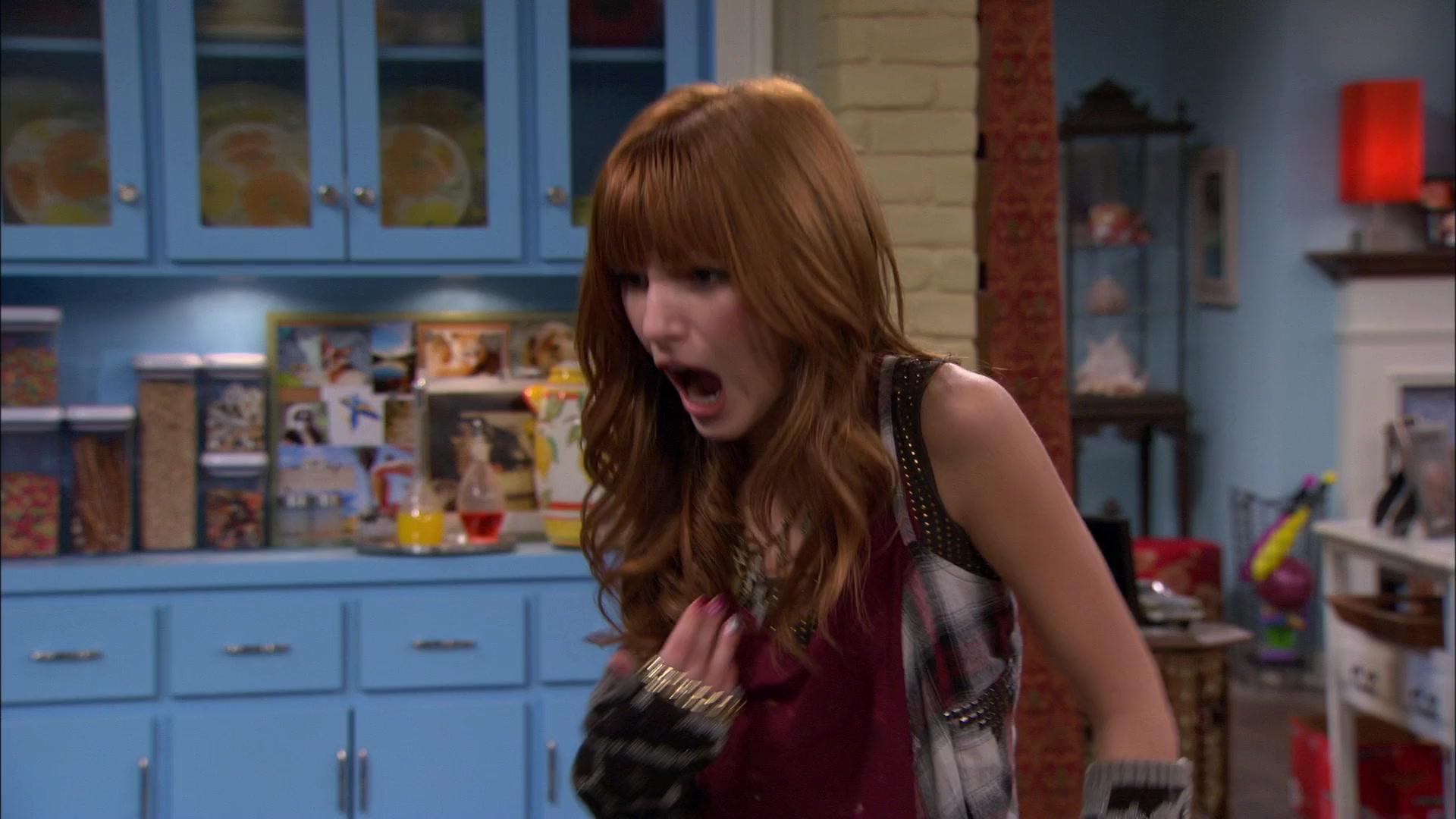 Shake_It_Up_S01E10_1080p_BTD_002116.jpg Shake_It_Up_S01E10_1080p_BTD_002116.jpg