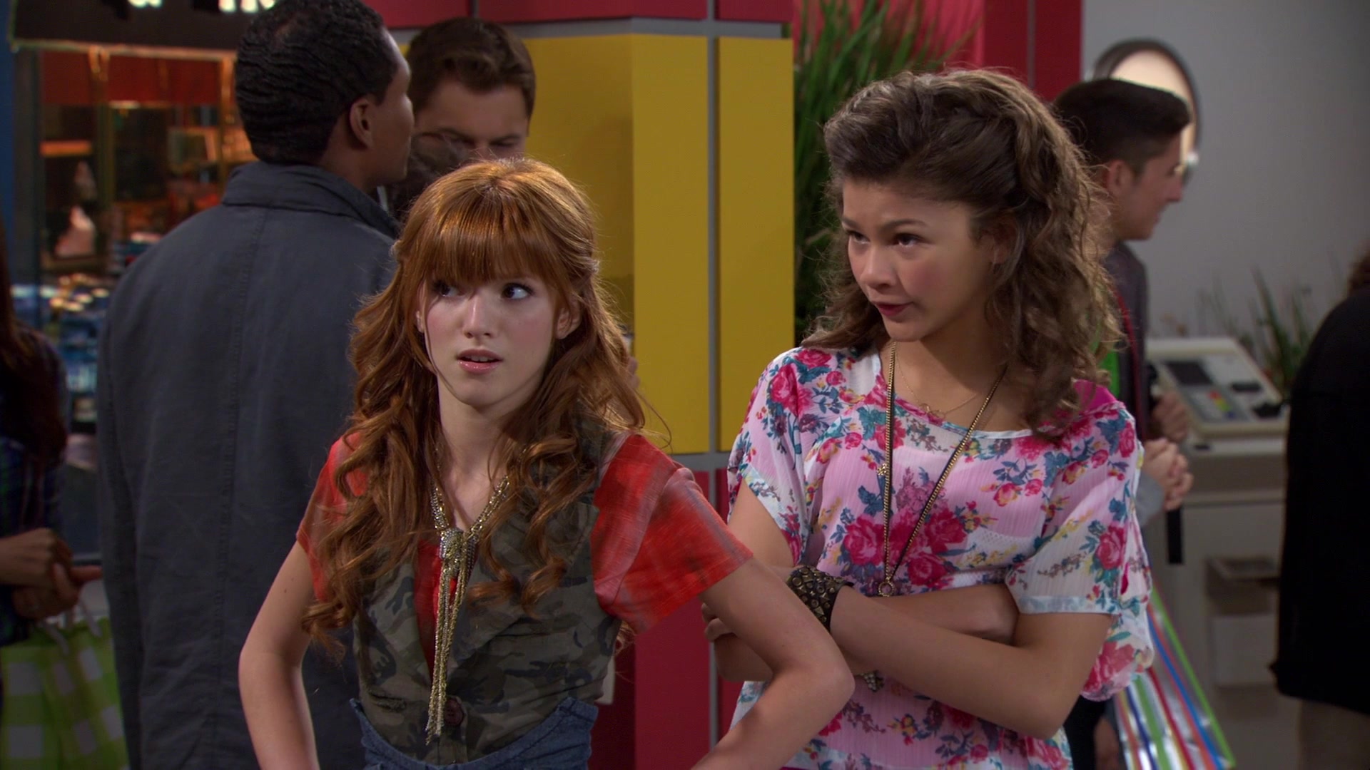 Shake_It_Up_S01E10_1080p_BTD_002455.jpg