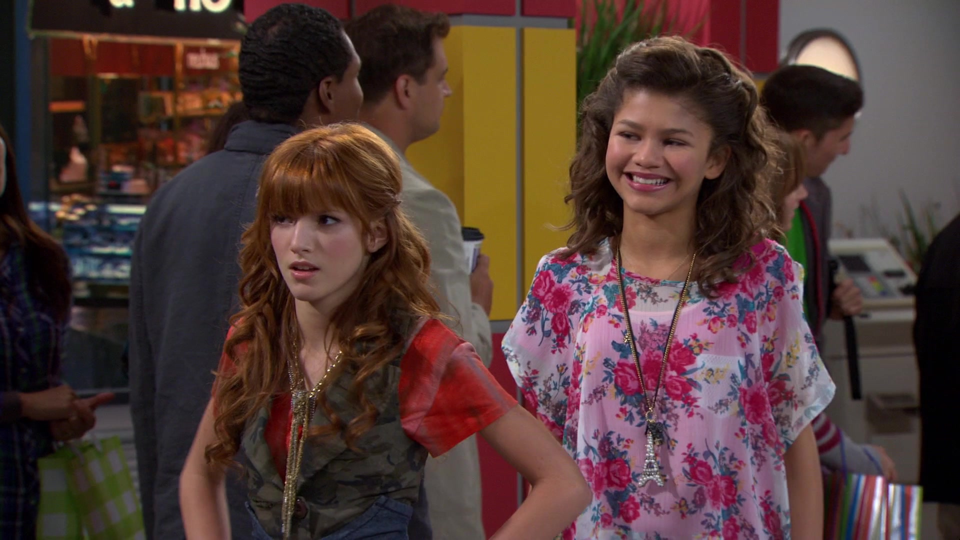 Shake_It_Up_S01E10_1080p_BTD_002479.jpg Shake_It_Up_S01E10_1080p_BTD_002479.jpg