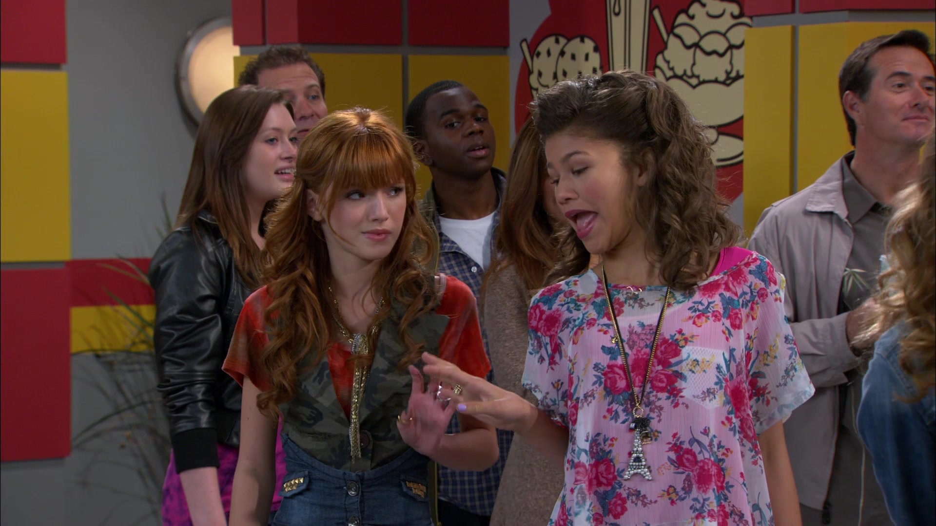 Shake_It_Up_S01E10_1080p_BTD_002503.jpg
