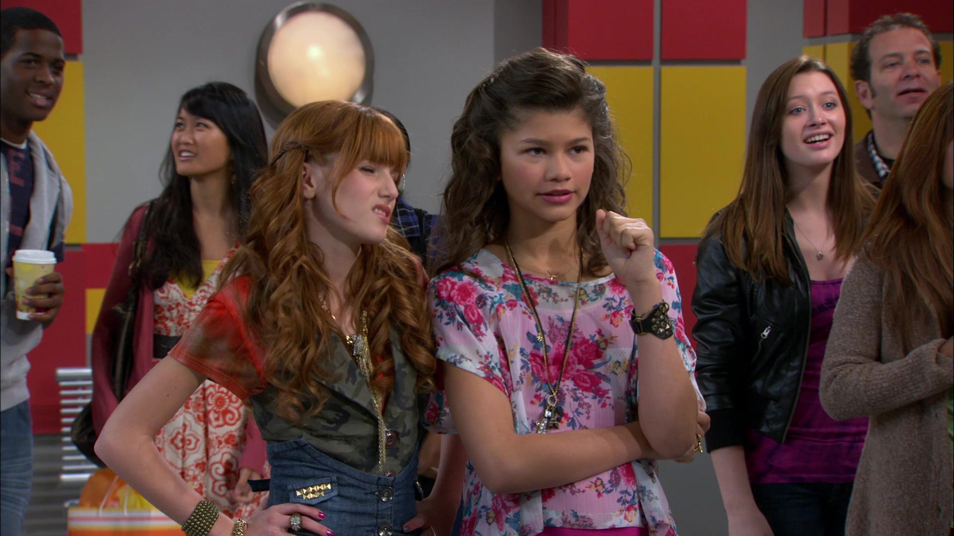 Shake_It_Up_S01E10_1080p_BTD_002668.jpg